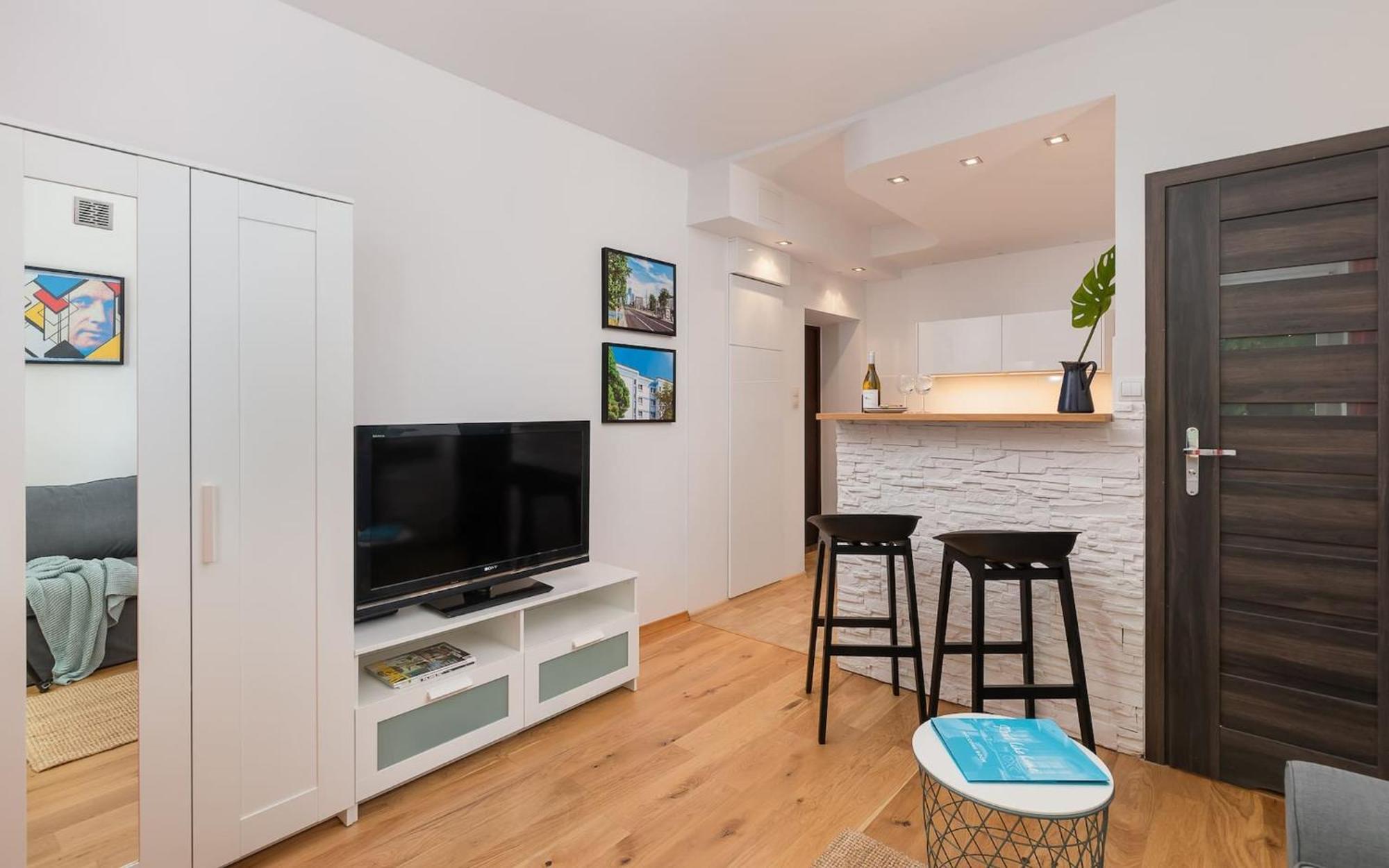 Rent Like - Nowolipki 9a Apartment