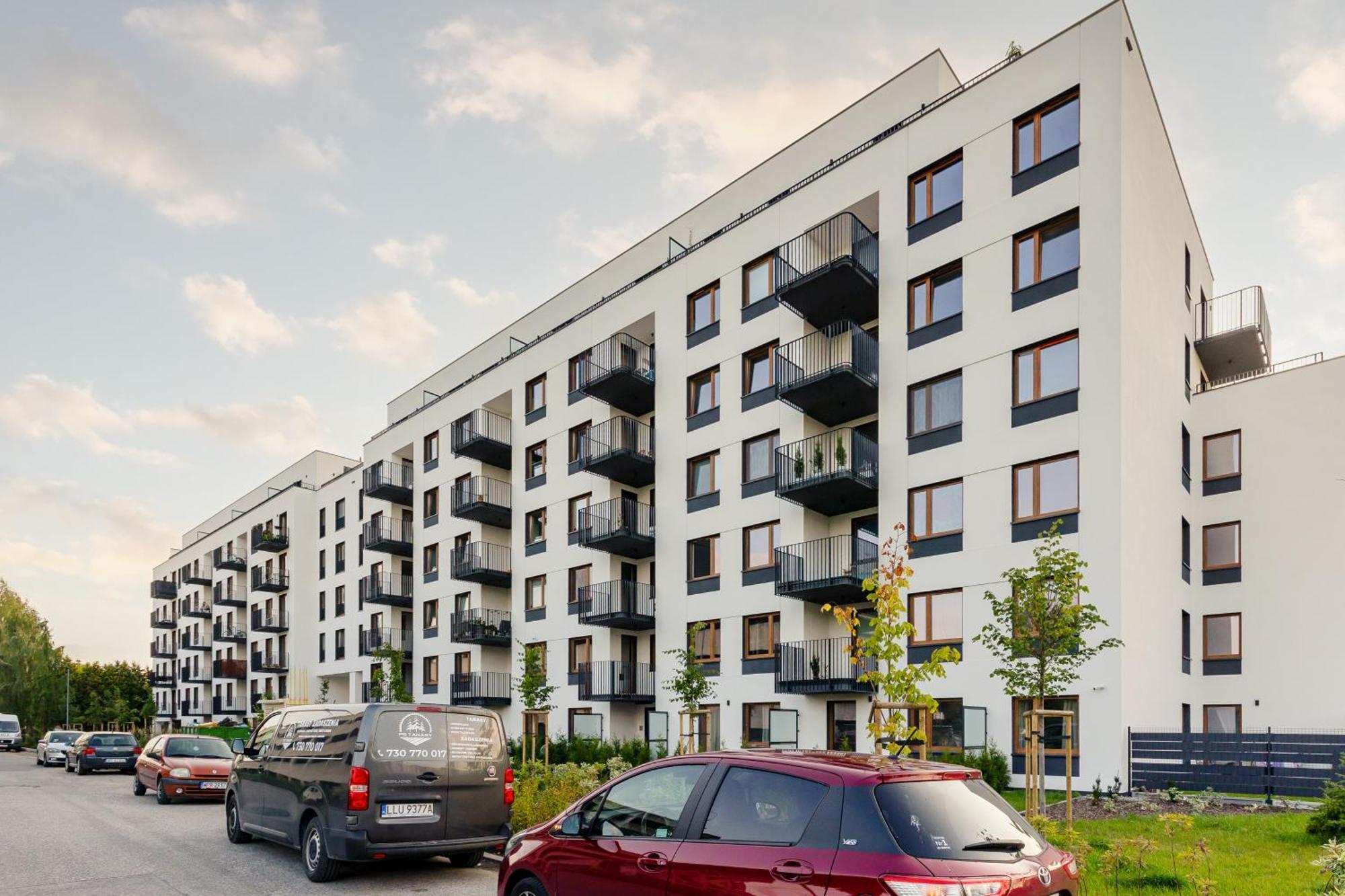 Ursus Nova With Parking By Renters Prestige Apartment