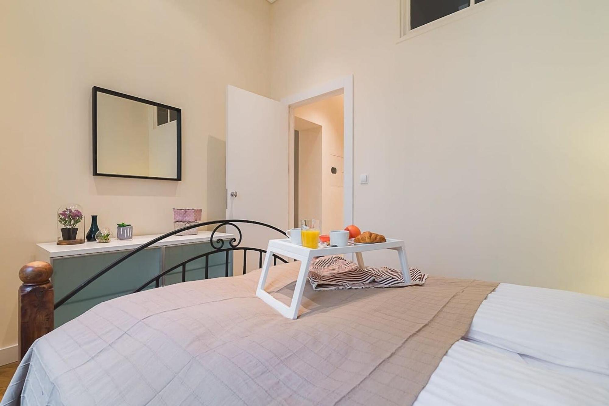 Rent Like - Hoza 39 Warsaw