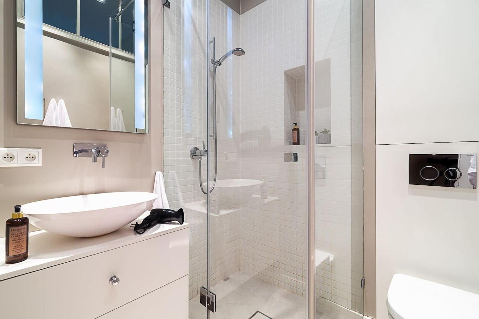 Rent Like - Hoza 39 Apartment