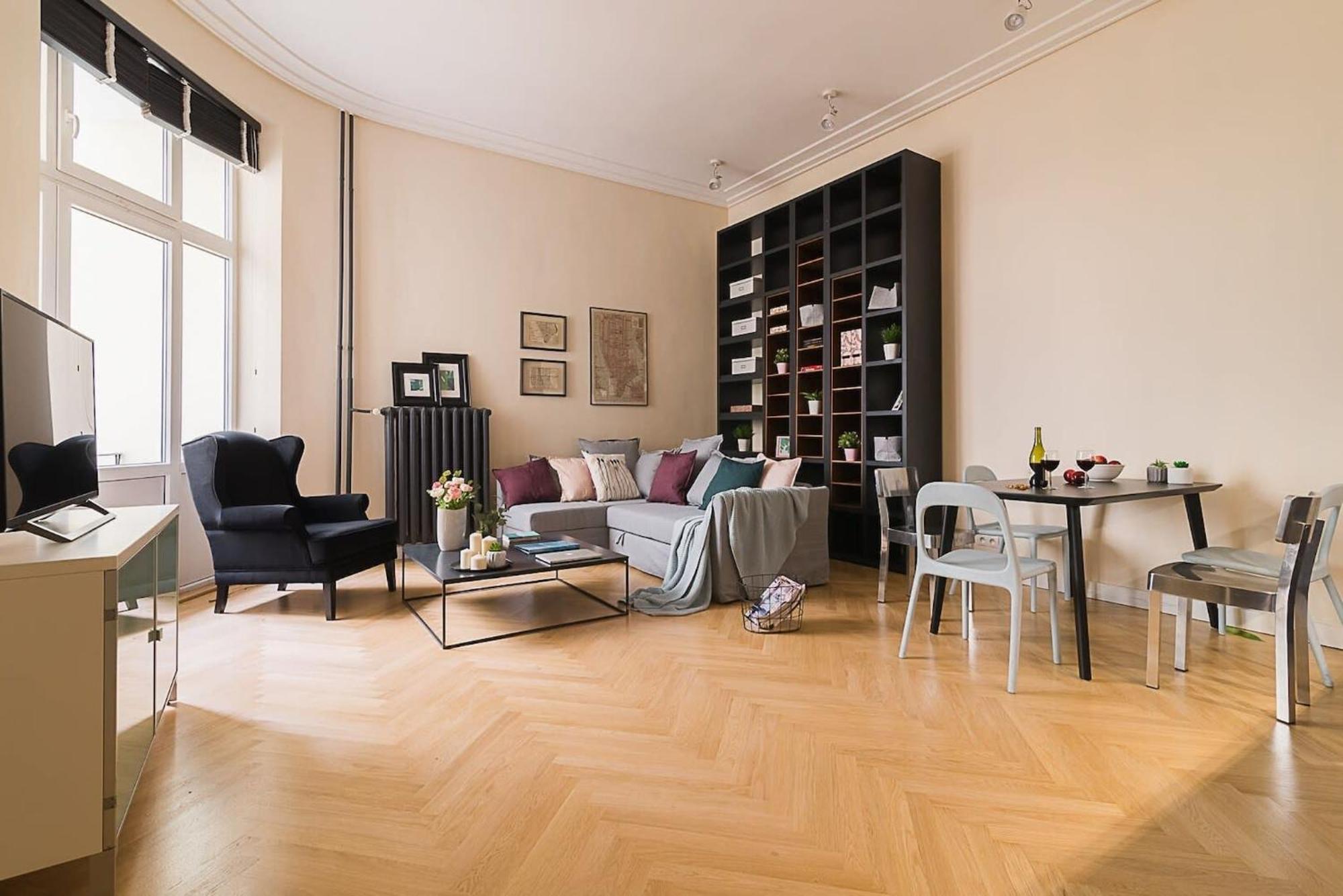 Rent Like - Hoza 39 * Warsaw