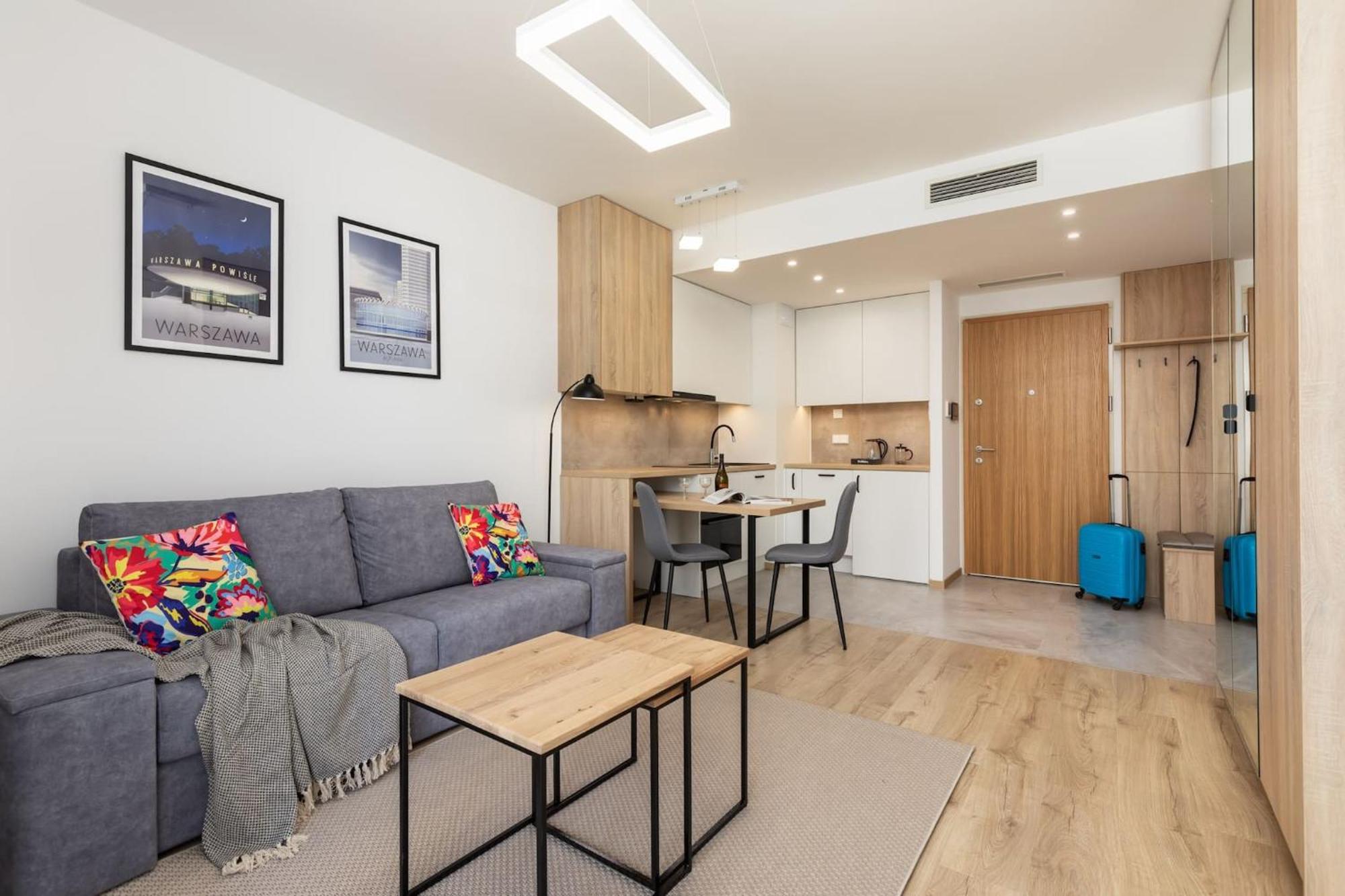 Aleja Solidarnosci 60b By Renters Warsaw