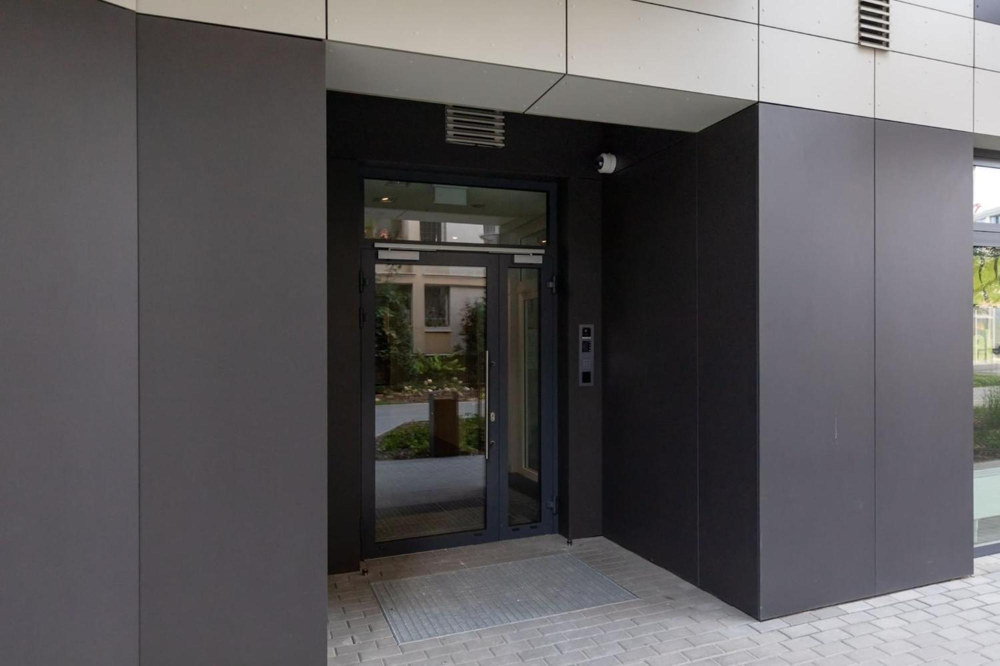 Aleja Solidarnosci 60b Ii By Renters Apartamento