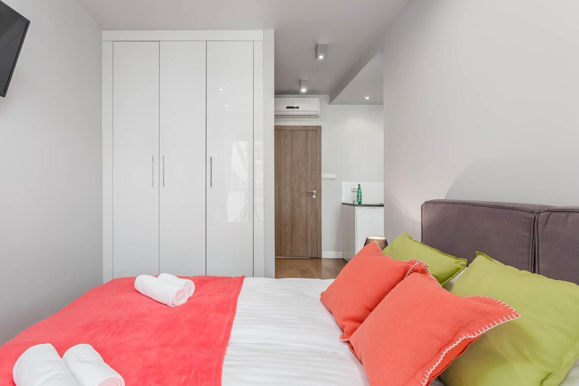 Rent Like - Oxygen Wronia 45 Ii * Warsaw