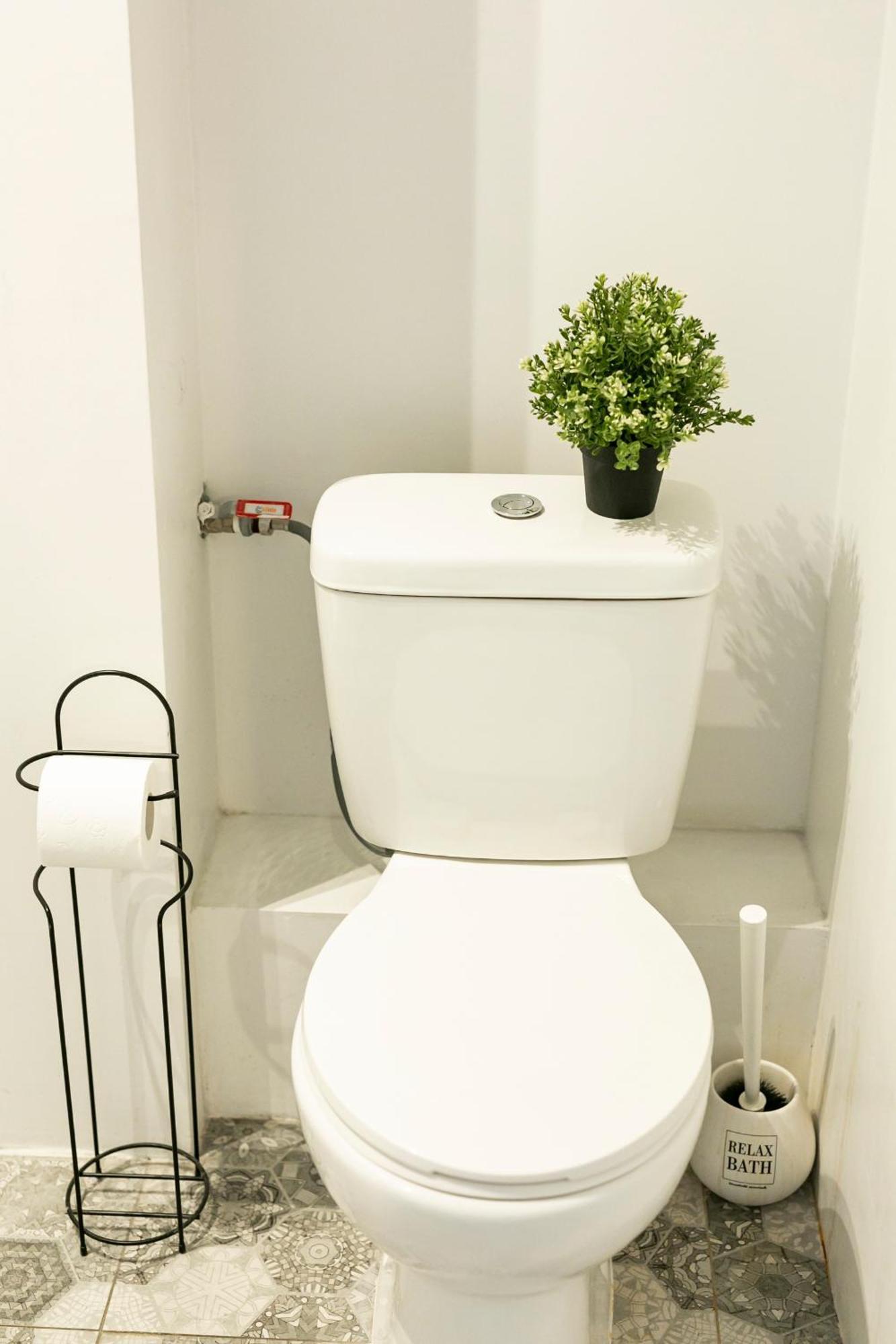 Apartment Nowogrodzka 78 - Dla 4 Osob - 200m Od Szpitala Klinicznego Na Lindleya - 1km Do Dworca Centralnego - Wifi - Smart Tv 45 Cali Warschau