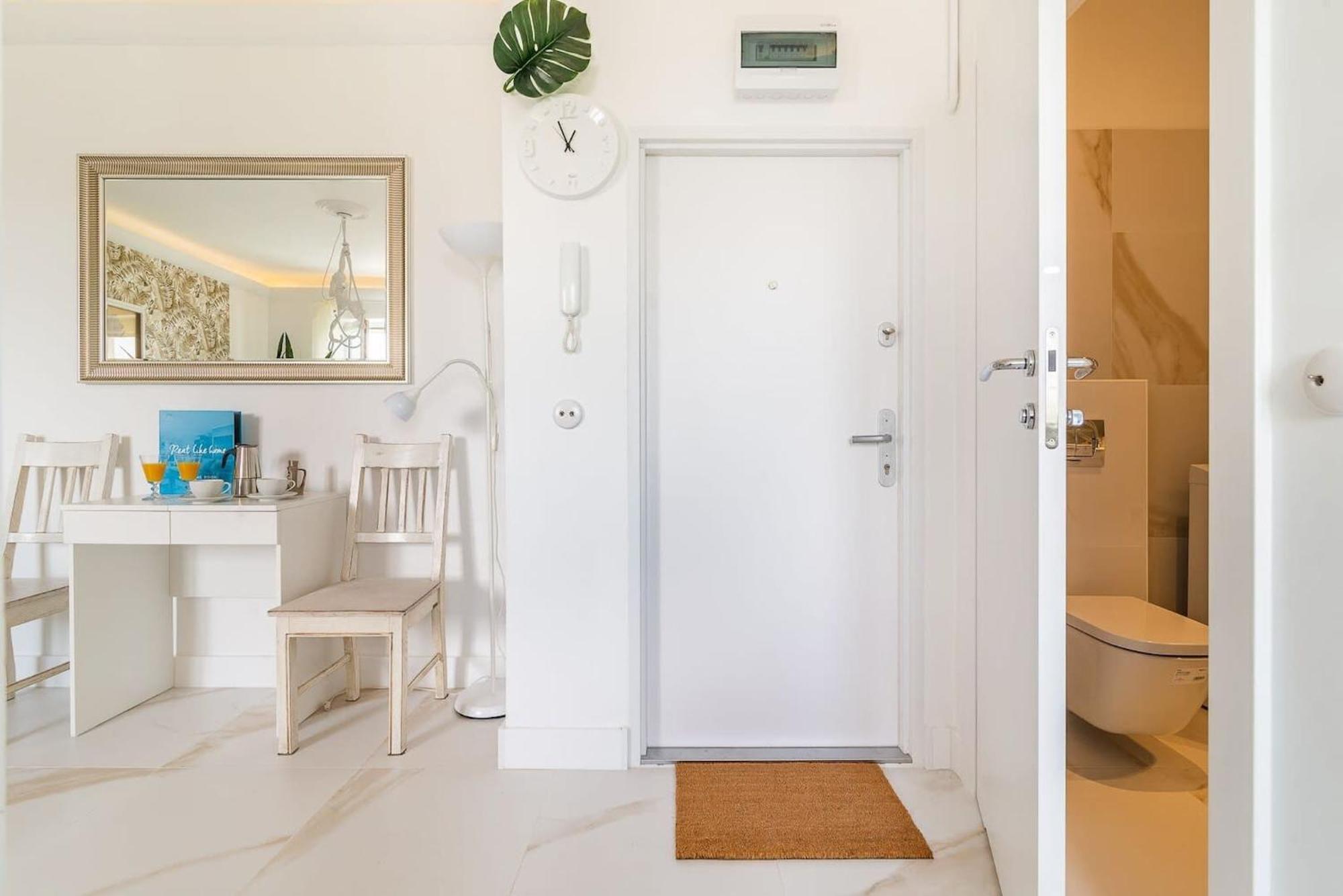 Plac Inwalidow 10 - Aesthetic By Renters Căn hộ Warsaw