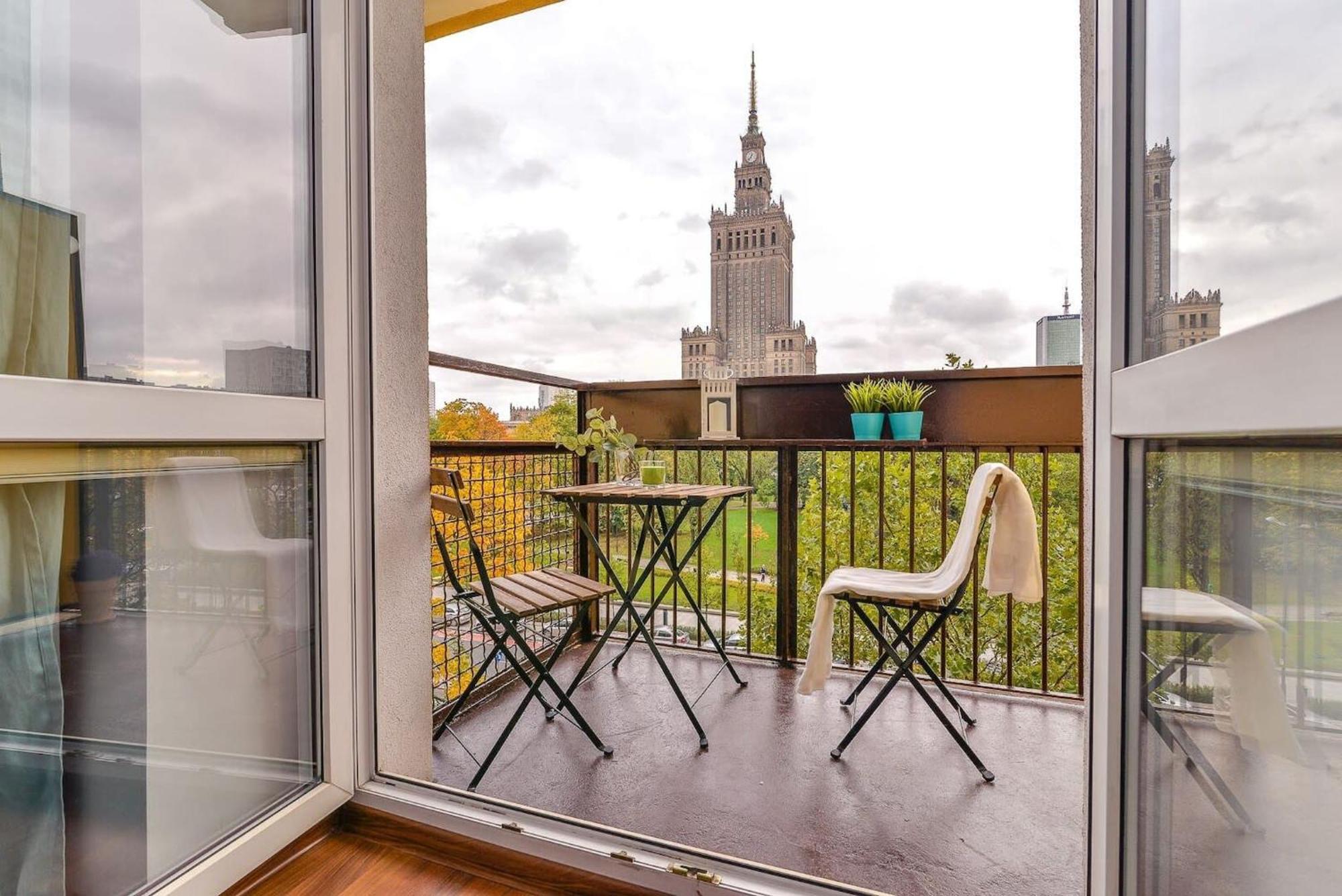 Cozy With Balcony - Palace Of Culture By Rent Like Apartment
