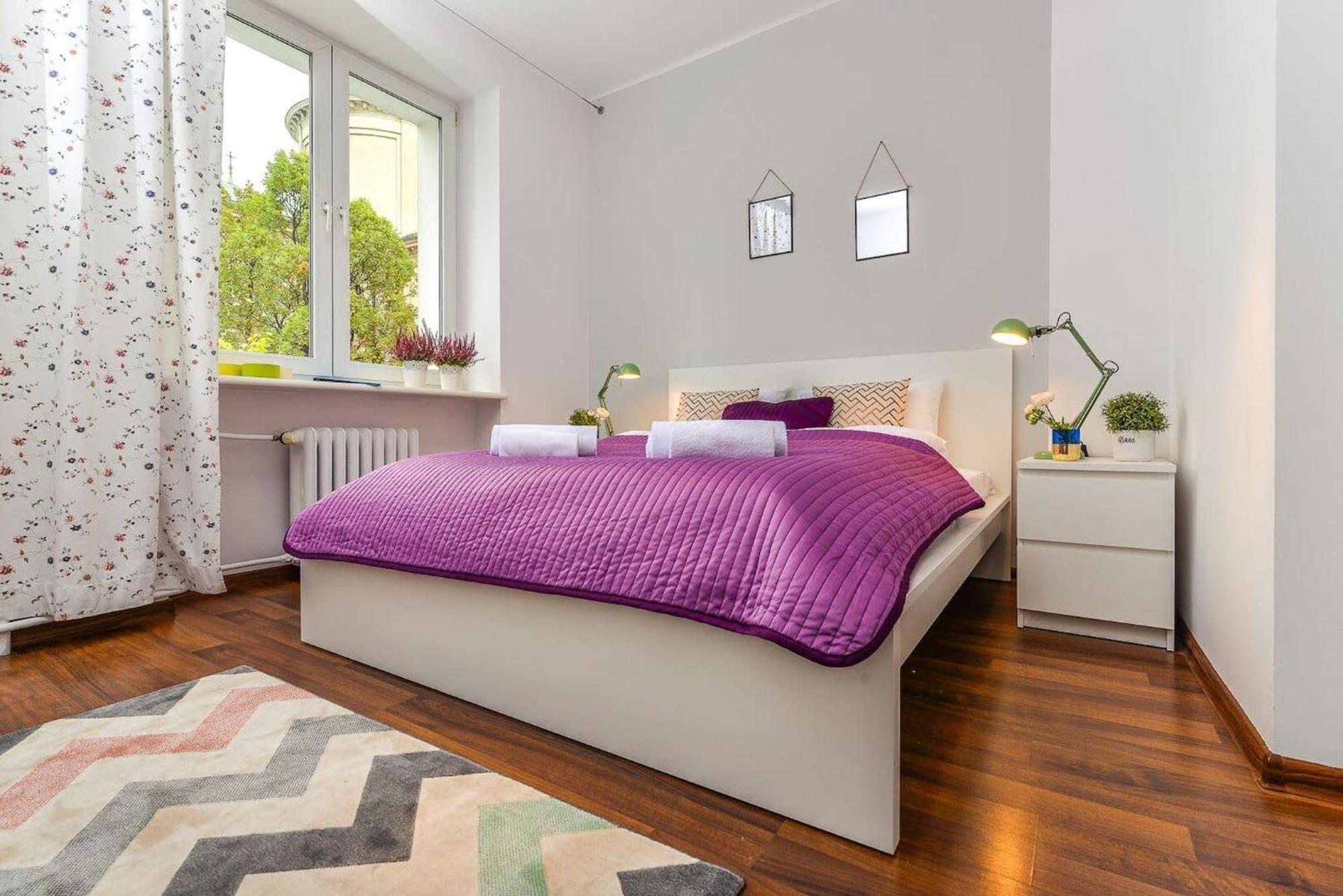 Cozy With Balcony - Palace Of Culture By Rent Like Apartment