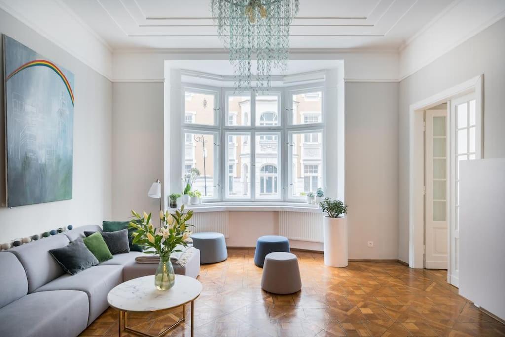 Center 110m2 Apartament *