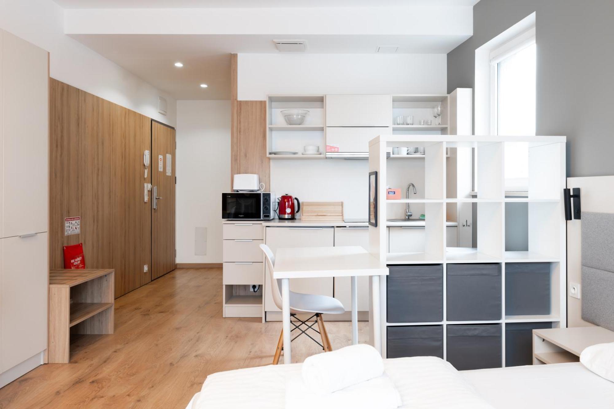 Rentplanet - Wolska Apartment Warsaw