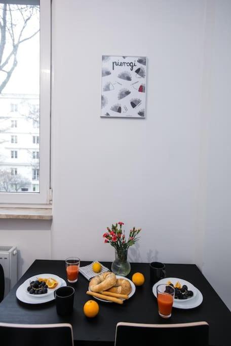 Cozy, Fully Equipped In Mokotow District Apartment Warschau