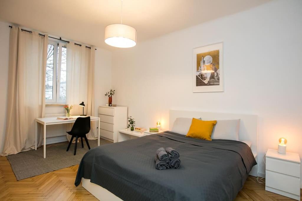 Cozy, Fully Equipped In Mokotow District