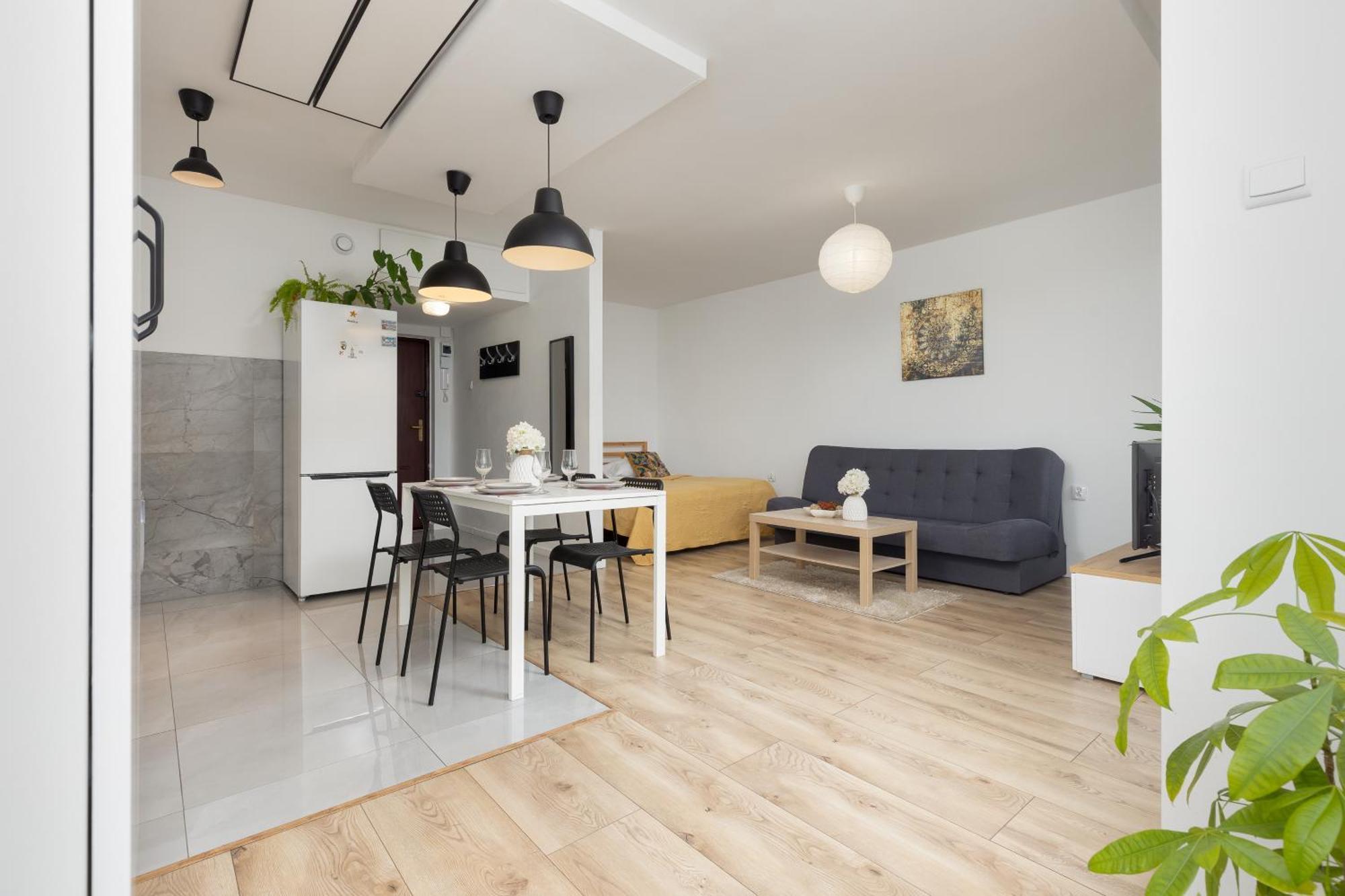 Arsenal By Renters *