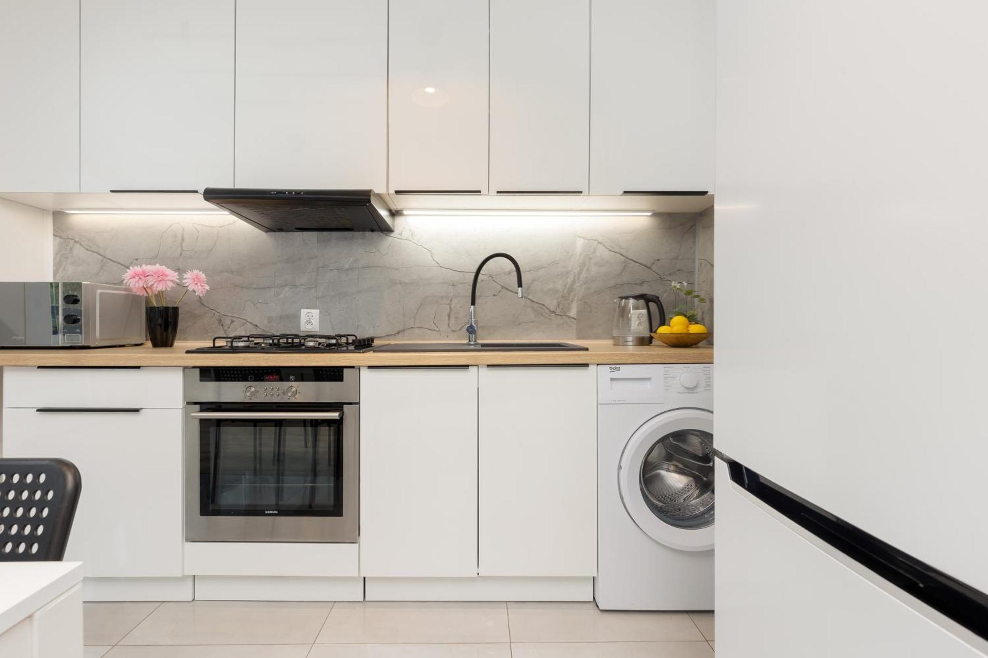 Arsenal By Renters * Warsaw