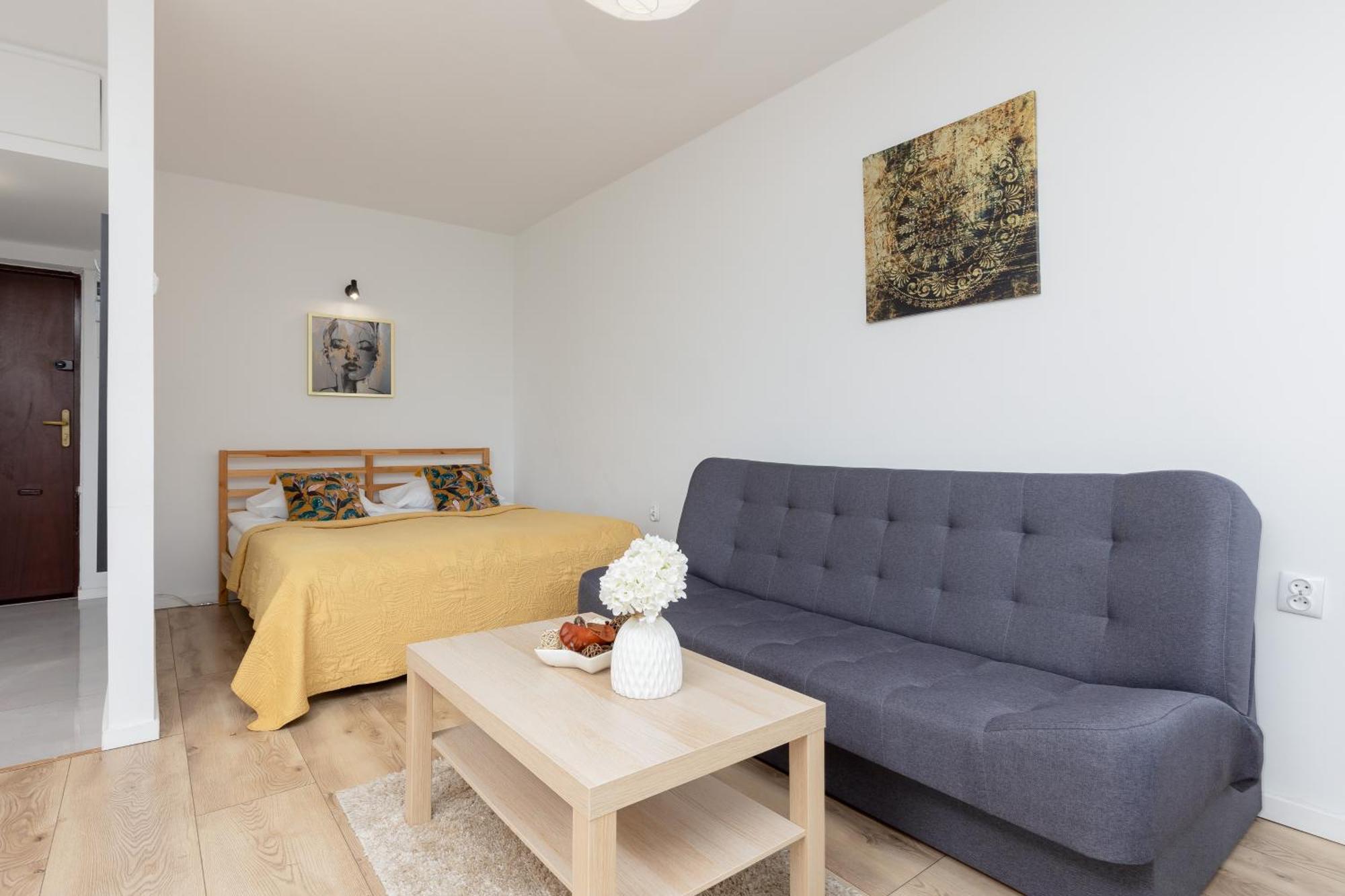 Arsenal By Renters Warsaw