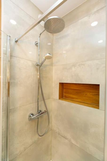Przytulny, Komfortowy Apartament Z Garazem Apartment Warschau