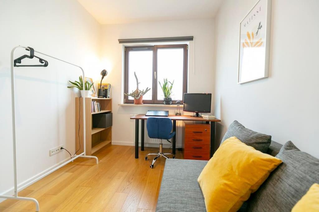 Przytulny, Komfortowy Apartament Z Garazem Warschau