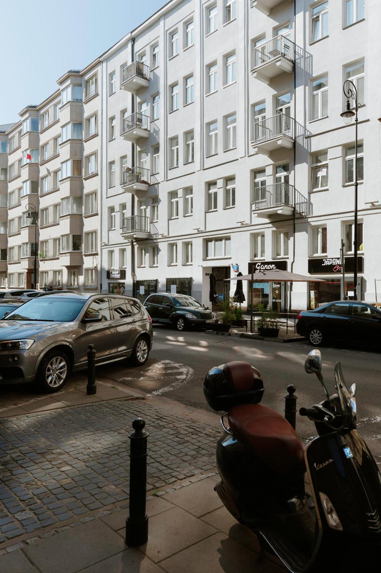 Apartment Garage - Lwowska 9 Warsaw