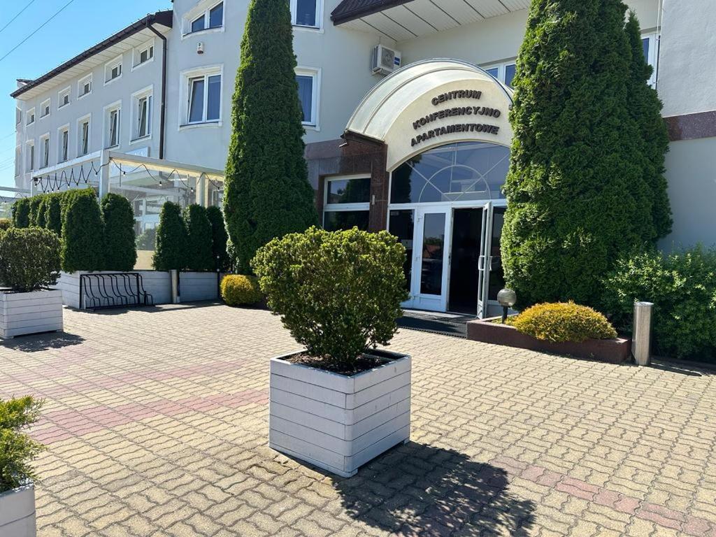 Centrum Konferencyjno-Apartamentowe Mrówka 3*