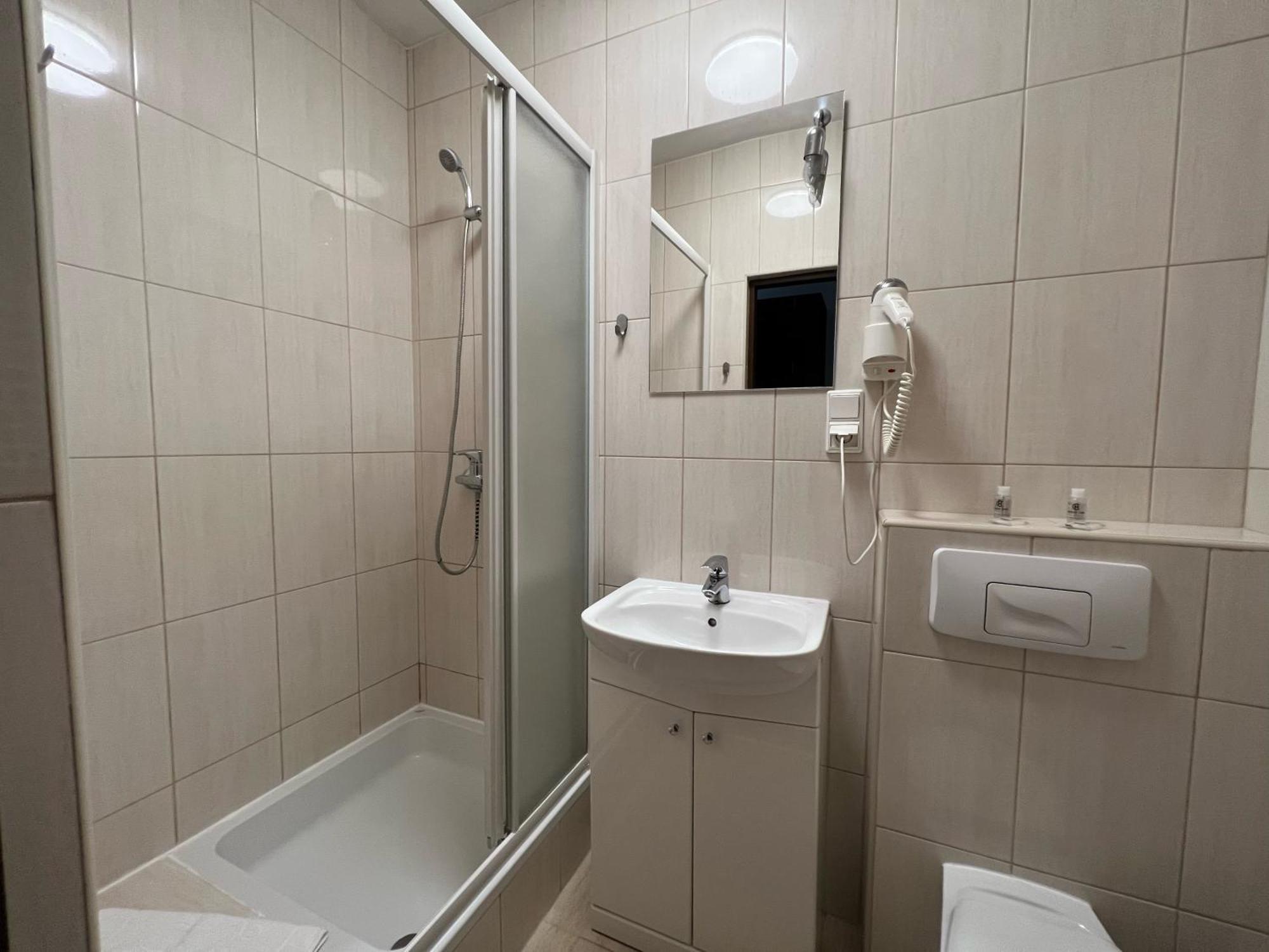 Centrum Konferencyjno-Apartamentowe Mrówka Varsóvia