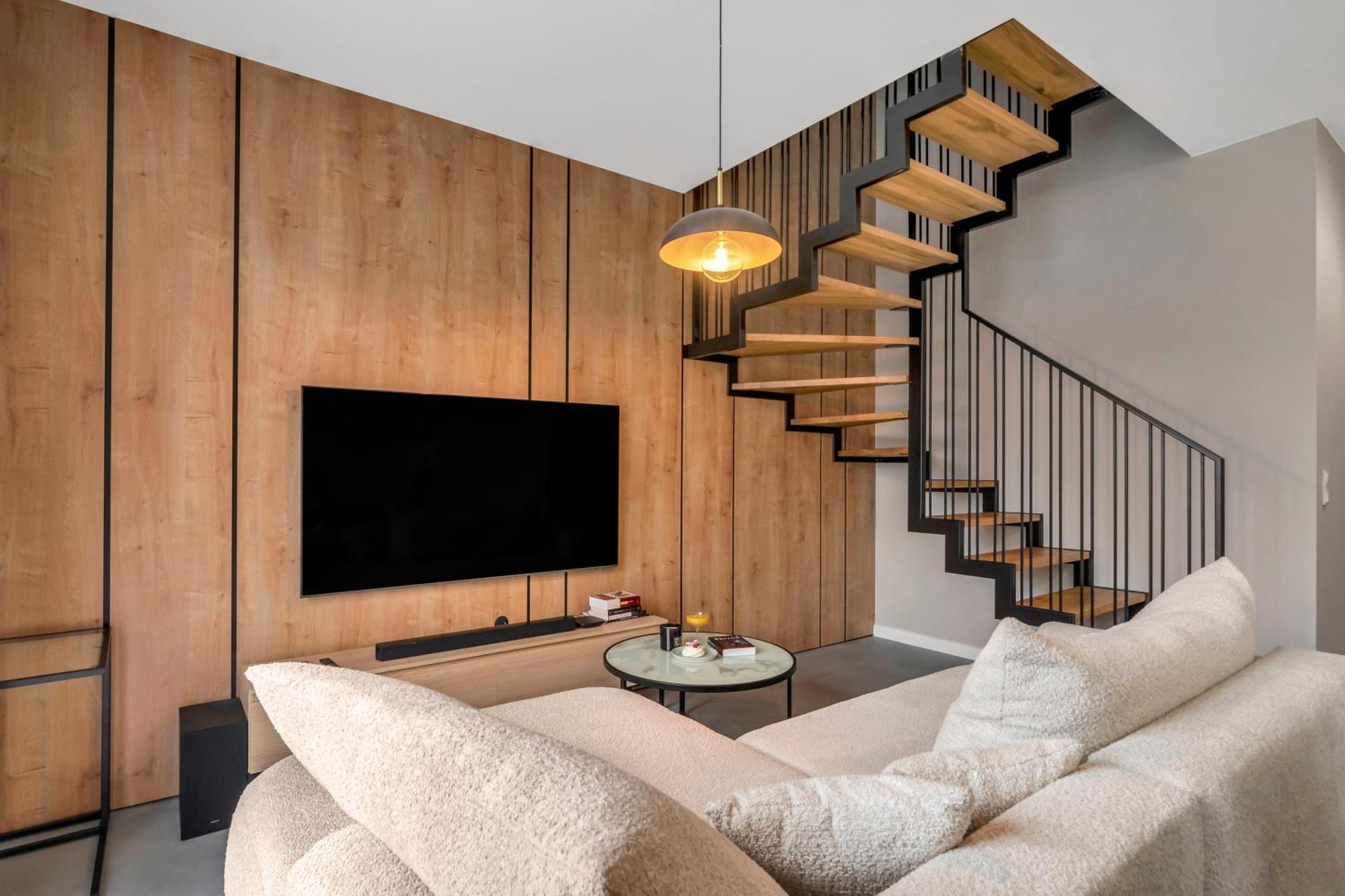 Apartamento Prestige - Two-level Loft, 72m2, 1000mbs Internet, Parking, Gym - By Rentujemy *