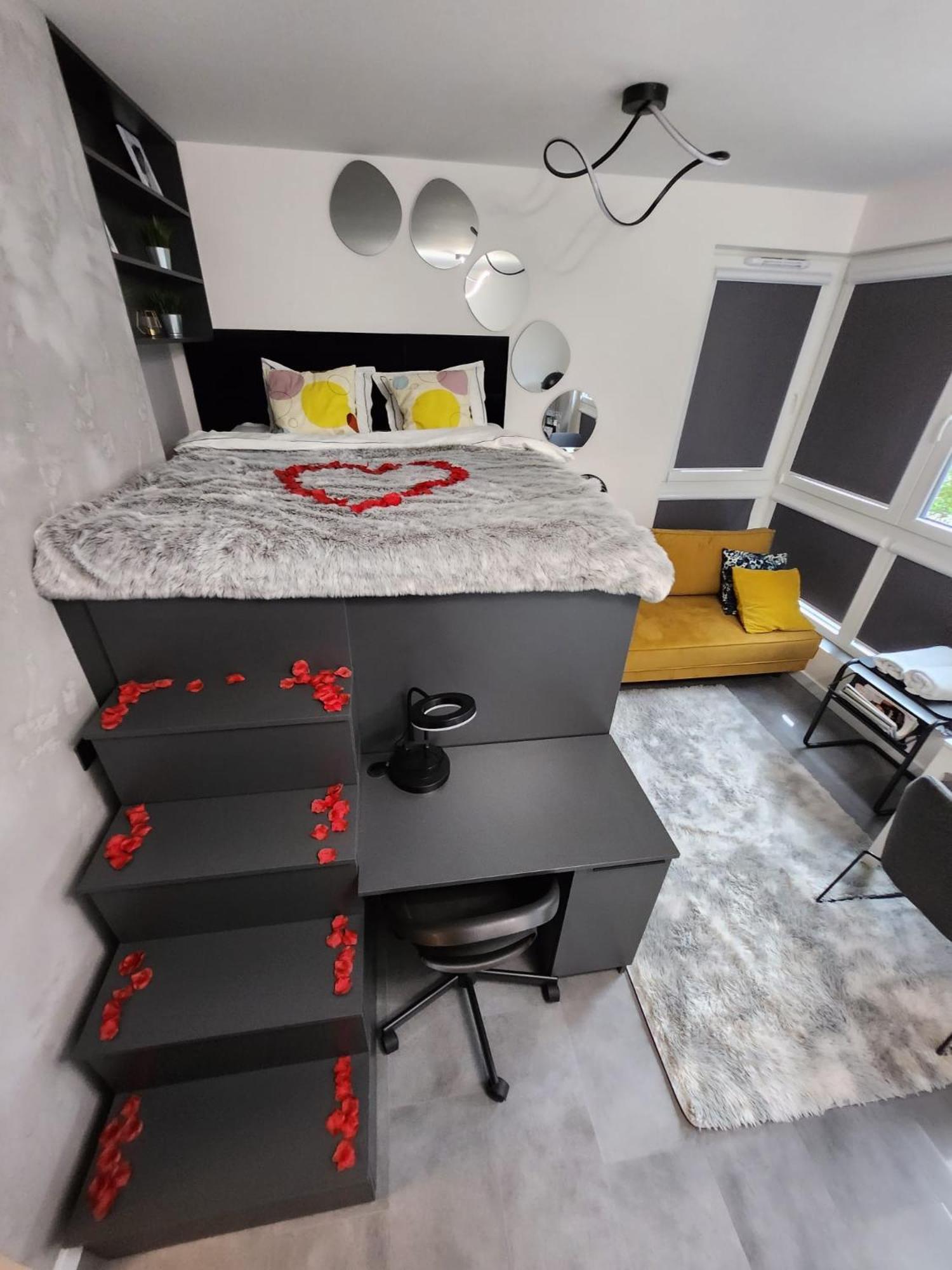 House: With Jacuzzi, Prosecco & Wellness Facilities Apartment