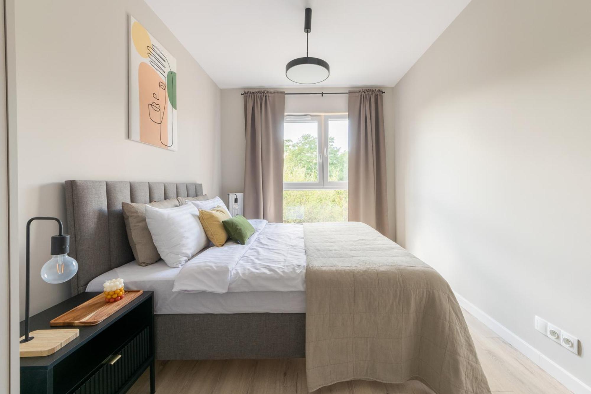 Platinum Apartment *