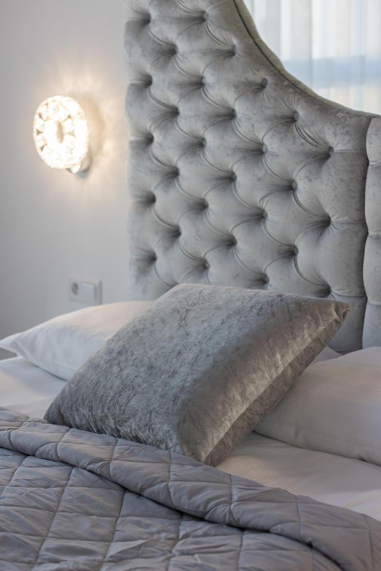 Elegant With Balcony & Parking By Renters * Warsaw
