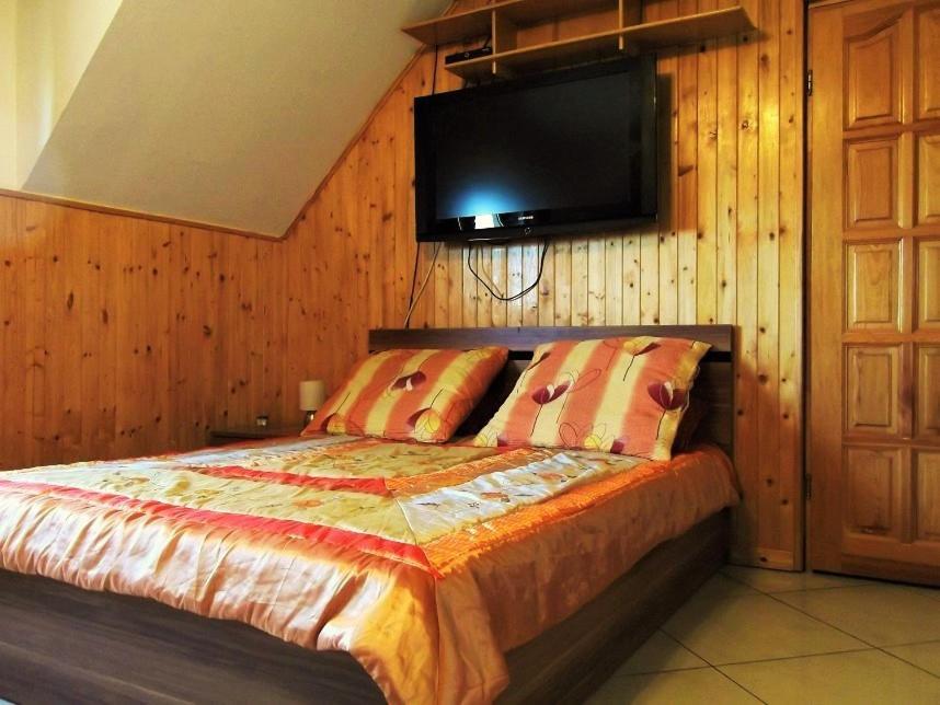 Dworek W Zieleni Homestay