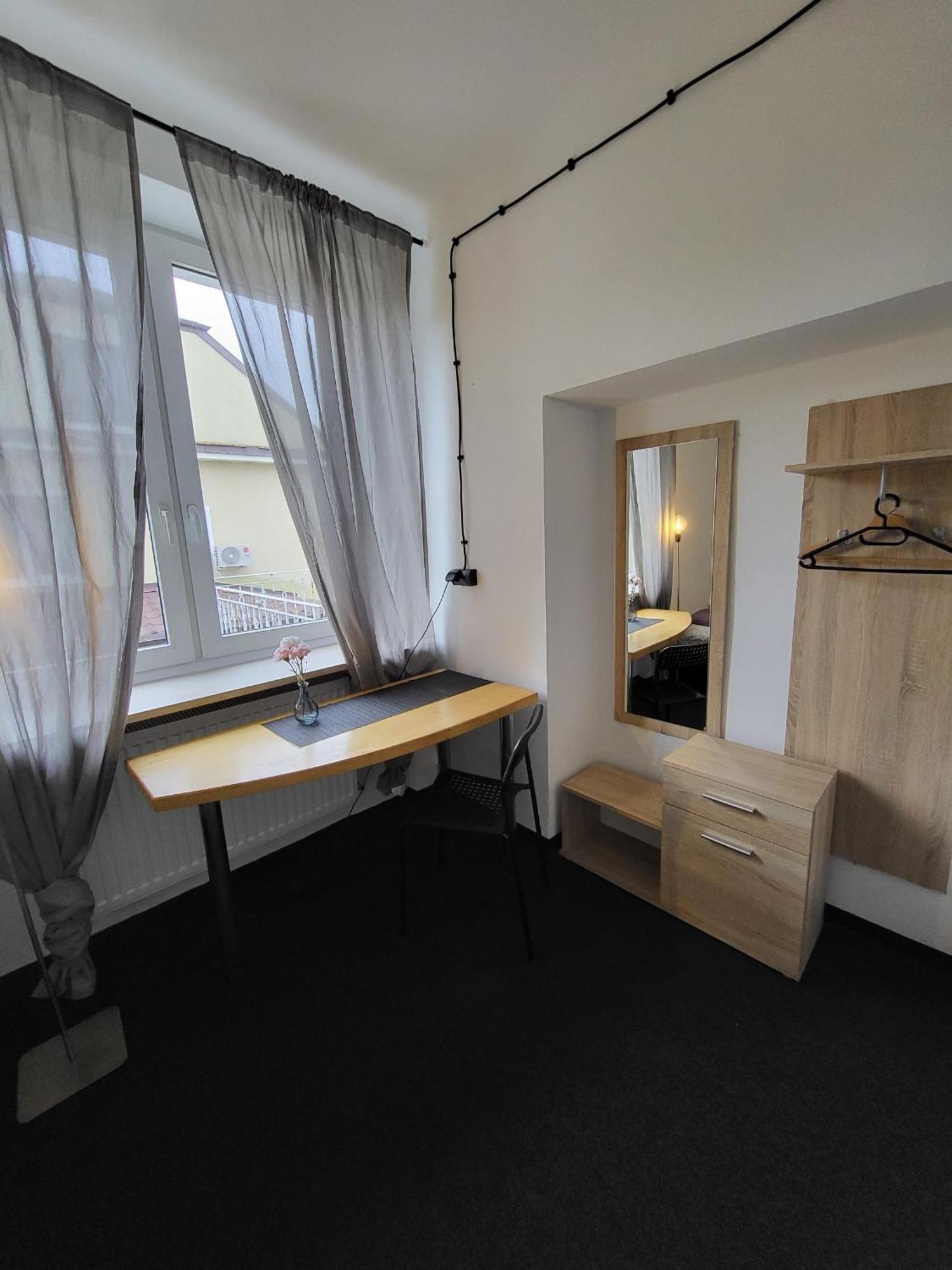 Homestay Charmed Homestay - Zaczarowany Warsaw