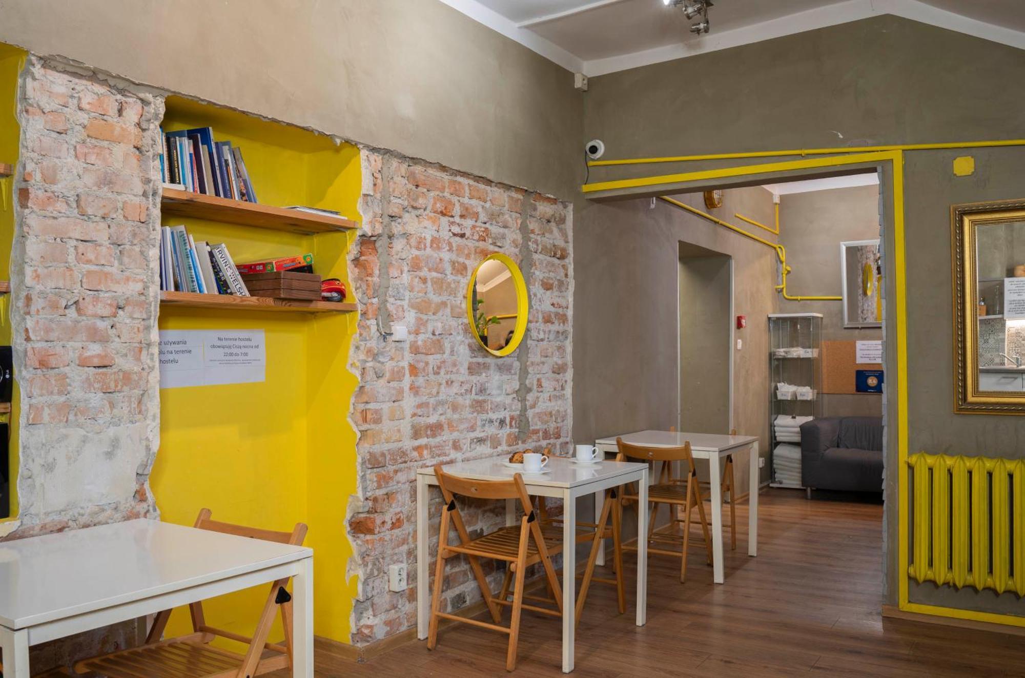 Hostel New World St And Private Warschau