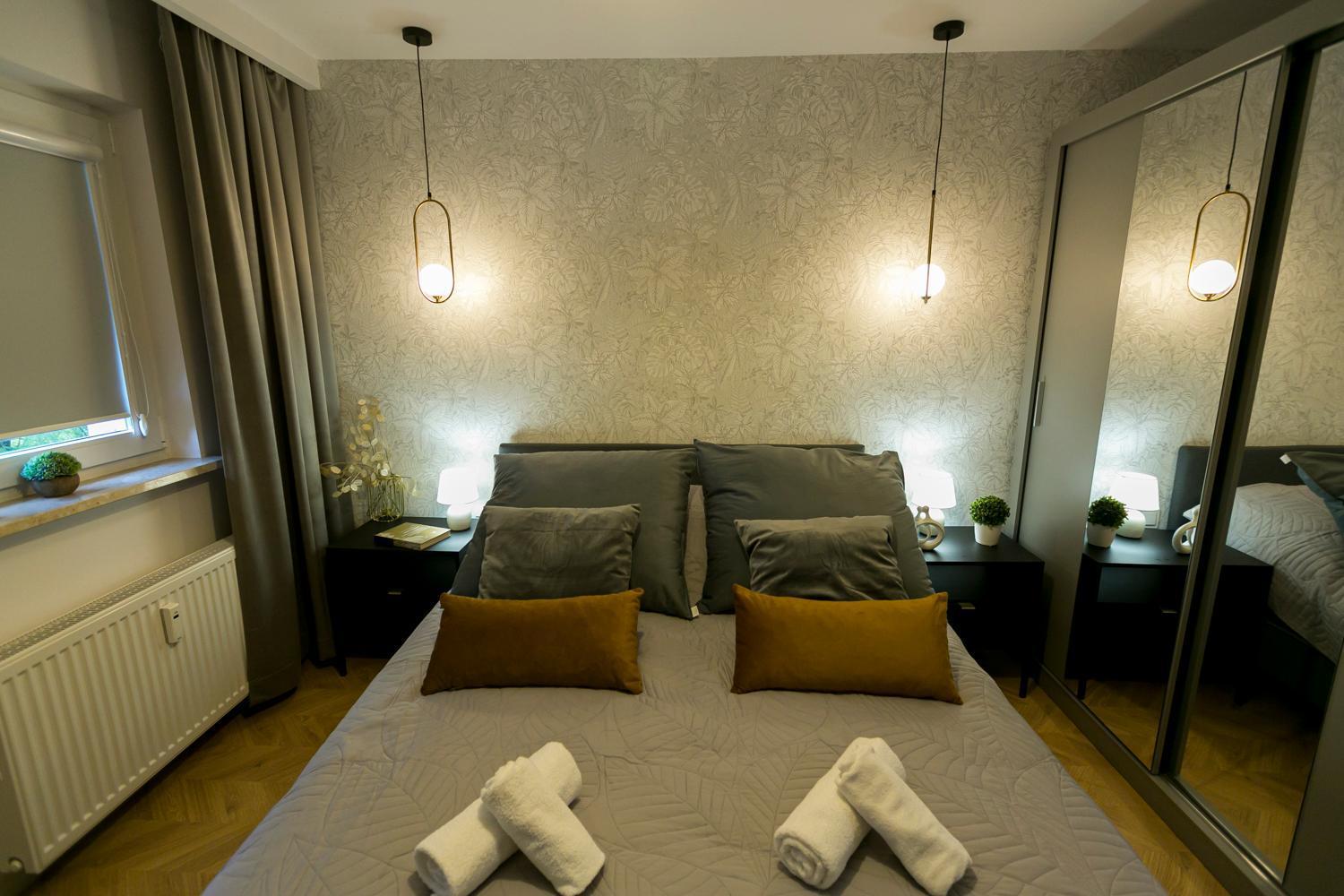Apartment Zablocinska 6 - Bezplatny Parking - Apartament Dla 6 Osob - 400m Do Stacji Metra - Better