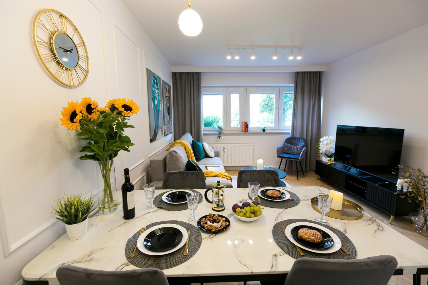 Zablocinska 6 - Bezplatny Parking - Apartament Dla 6 Osob - 400m Do Stacji Metra - Better *