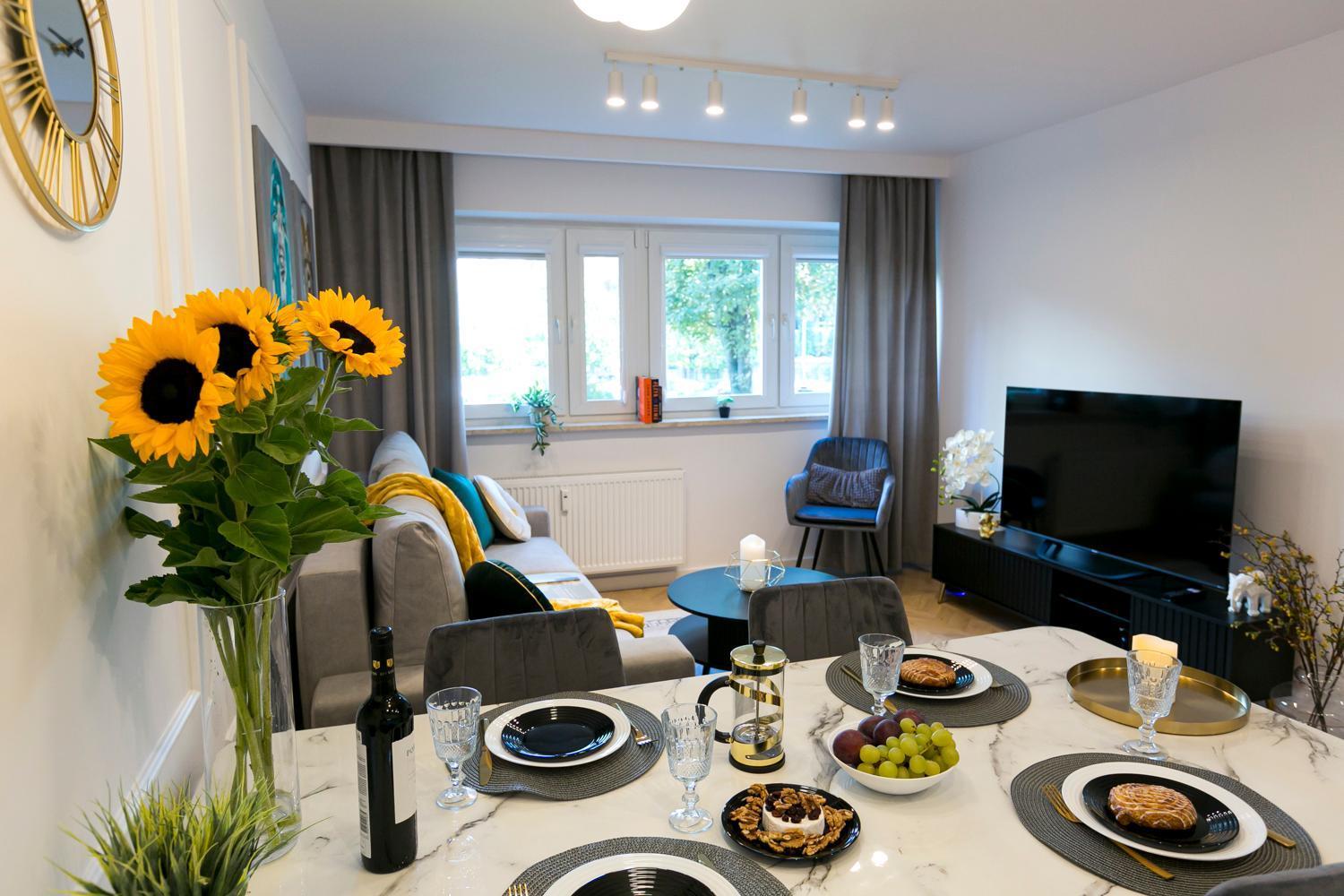 Zablocinska 6 - Bezplatny Parking - Apartament Dla 6 Osob - 400m Do Stacji Metra - Better Apartment