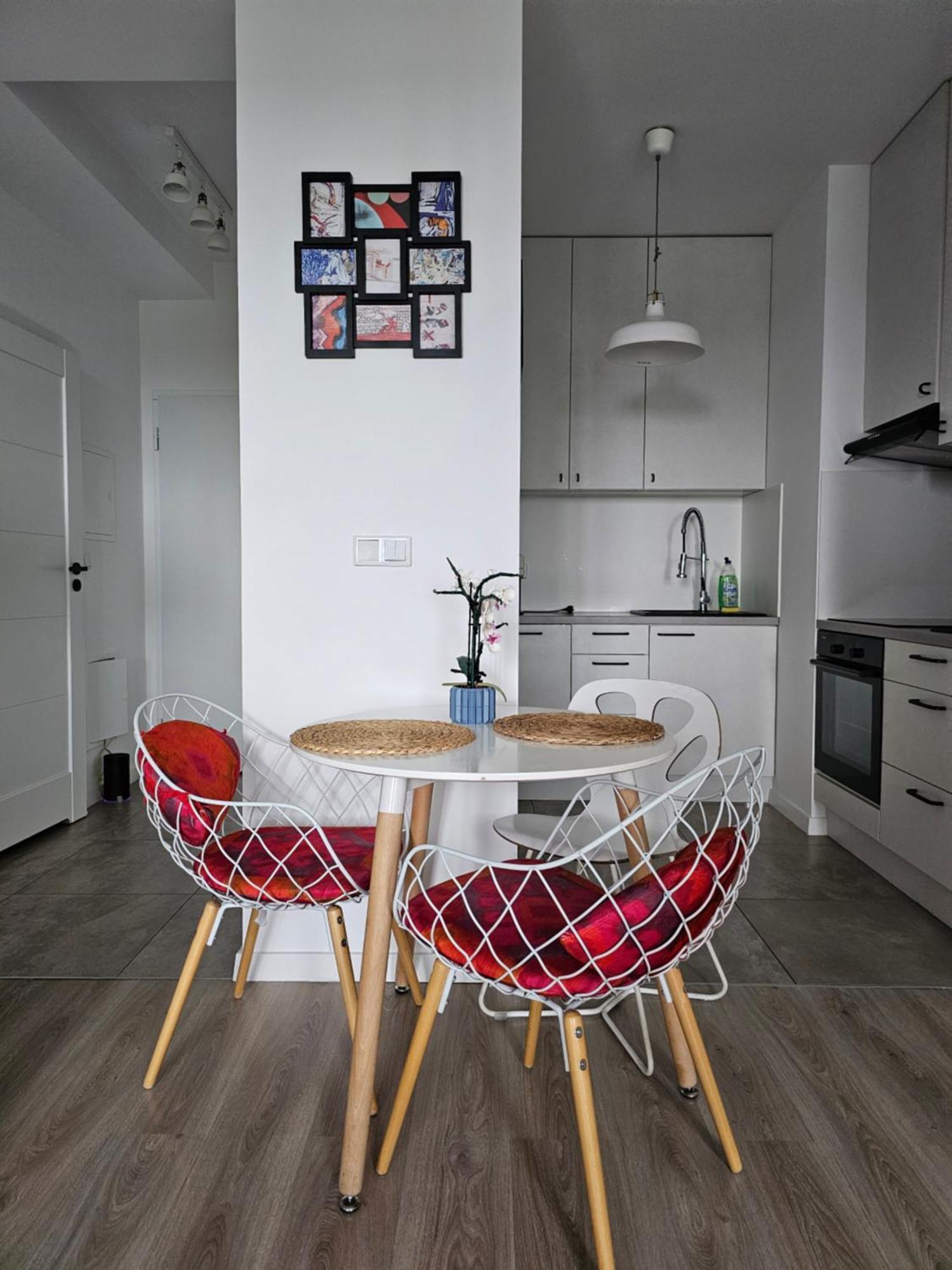 Studio Pieskowa Skala *