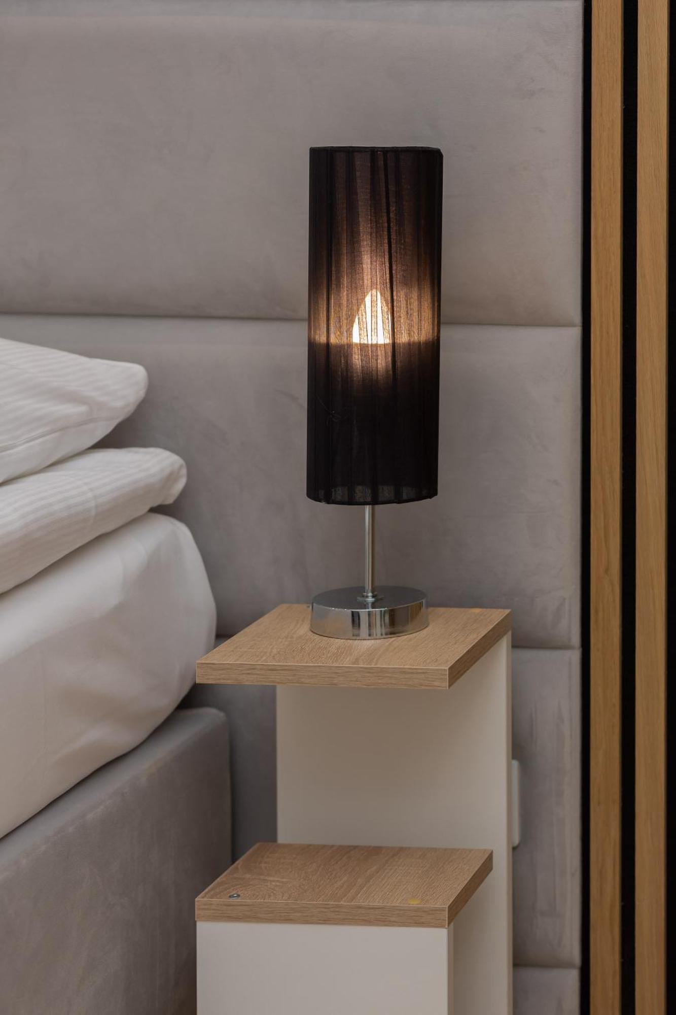Modern With Balcony Near Aleje Jerozolimskie By Renters * Warszawa