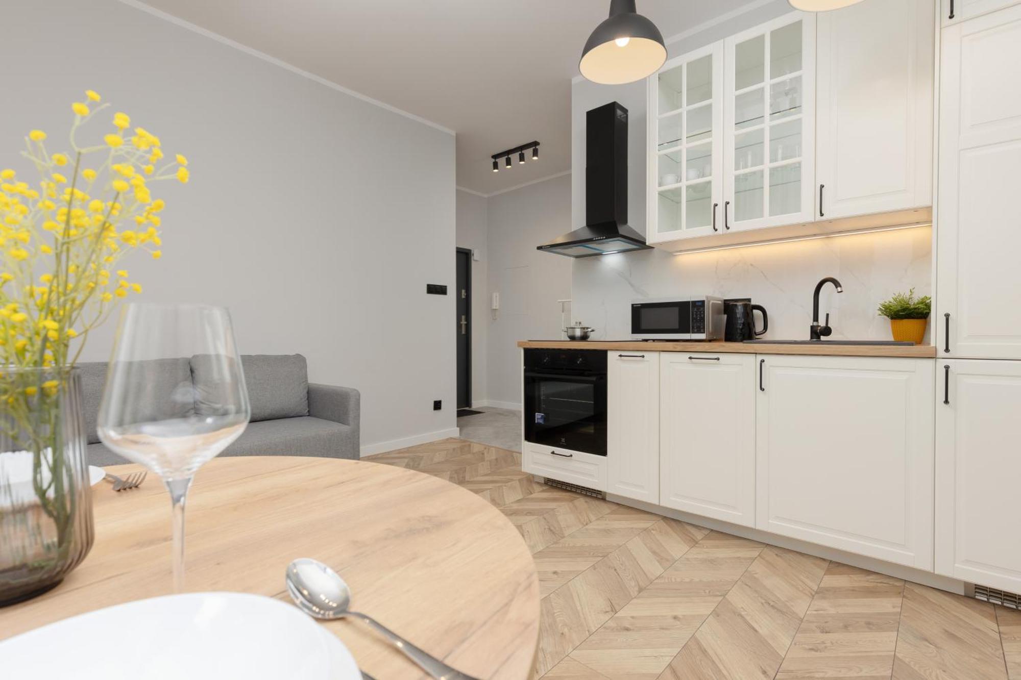 Twilight For 3 Guests Wola By Renters Apartment