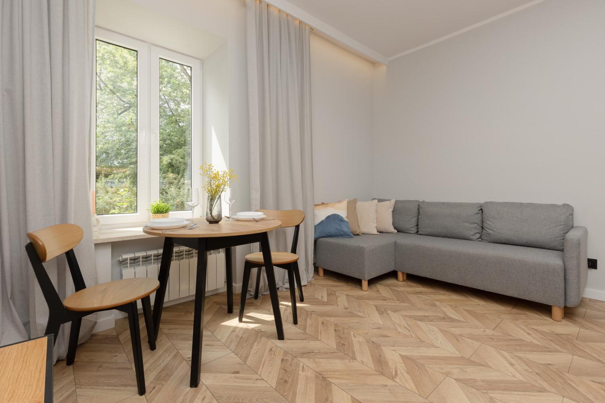 Apartment Twilight For 3 Guests Wola By Renters