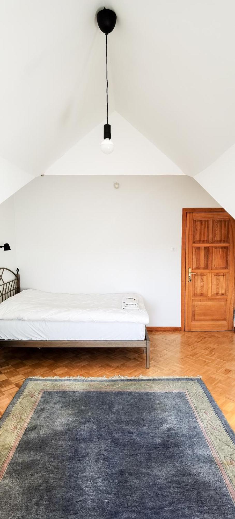 Feels Like Metro Zacisze Homestay Warsaw