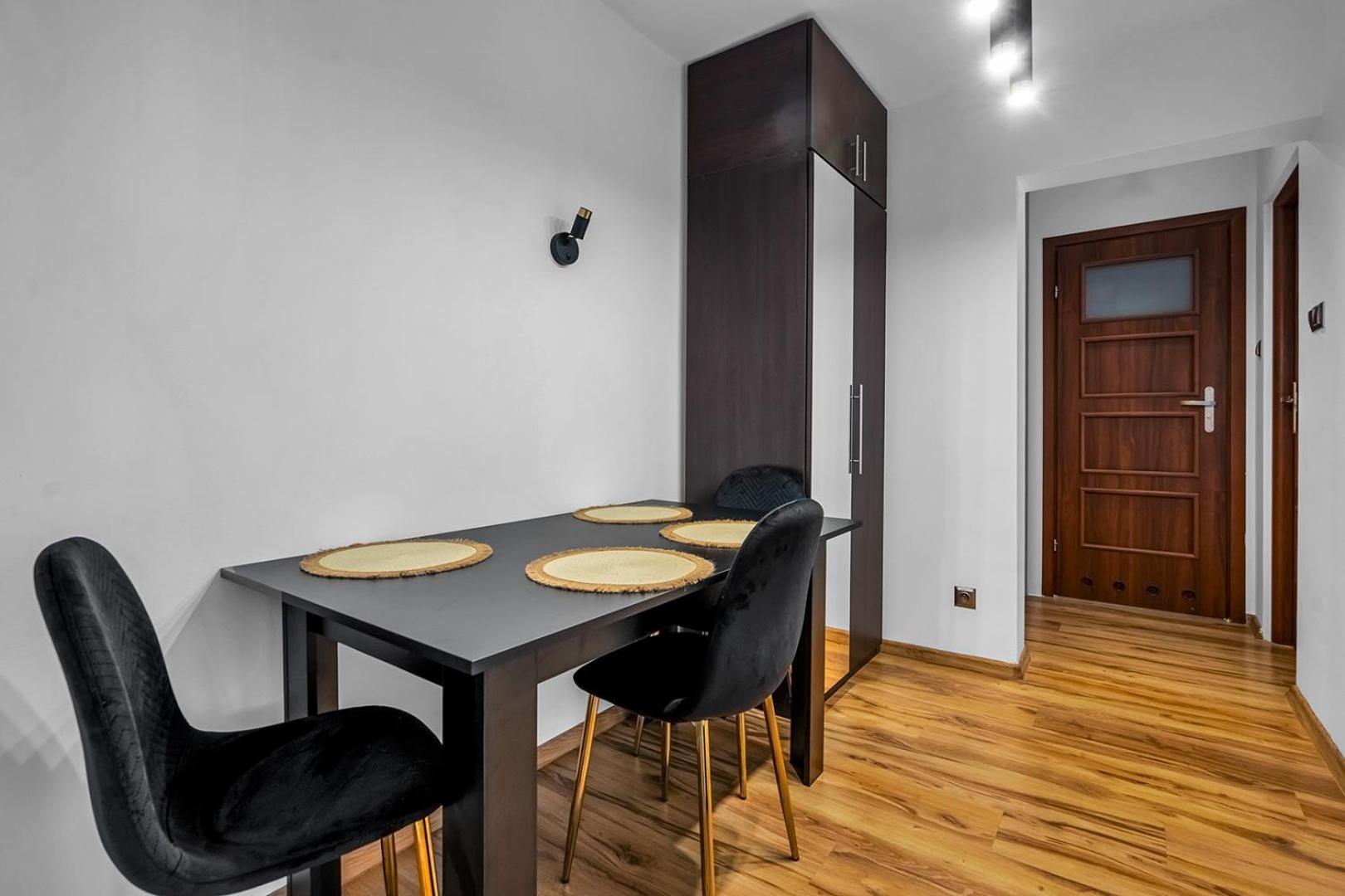 Metro Rondo Onz 2-bedroom Apartment