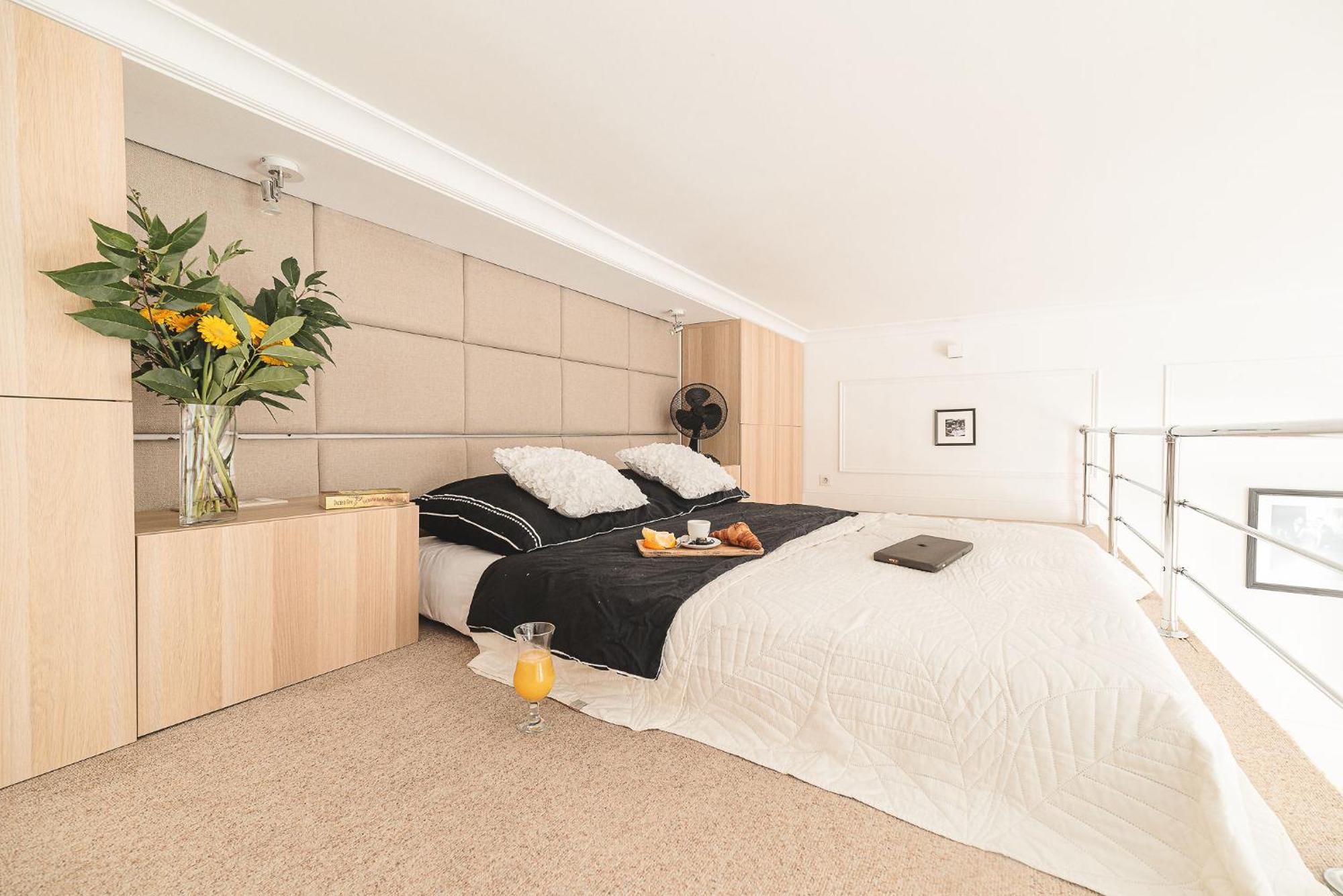 Modern Loft With Balcony Next To Mariott -600mbps Wifi Apartment