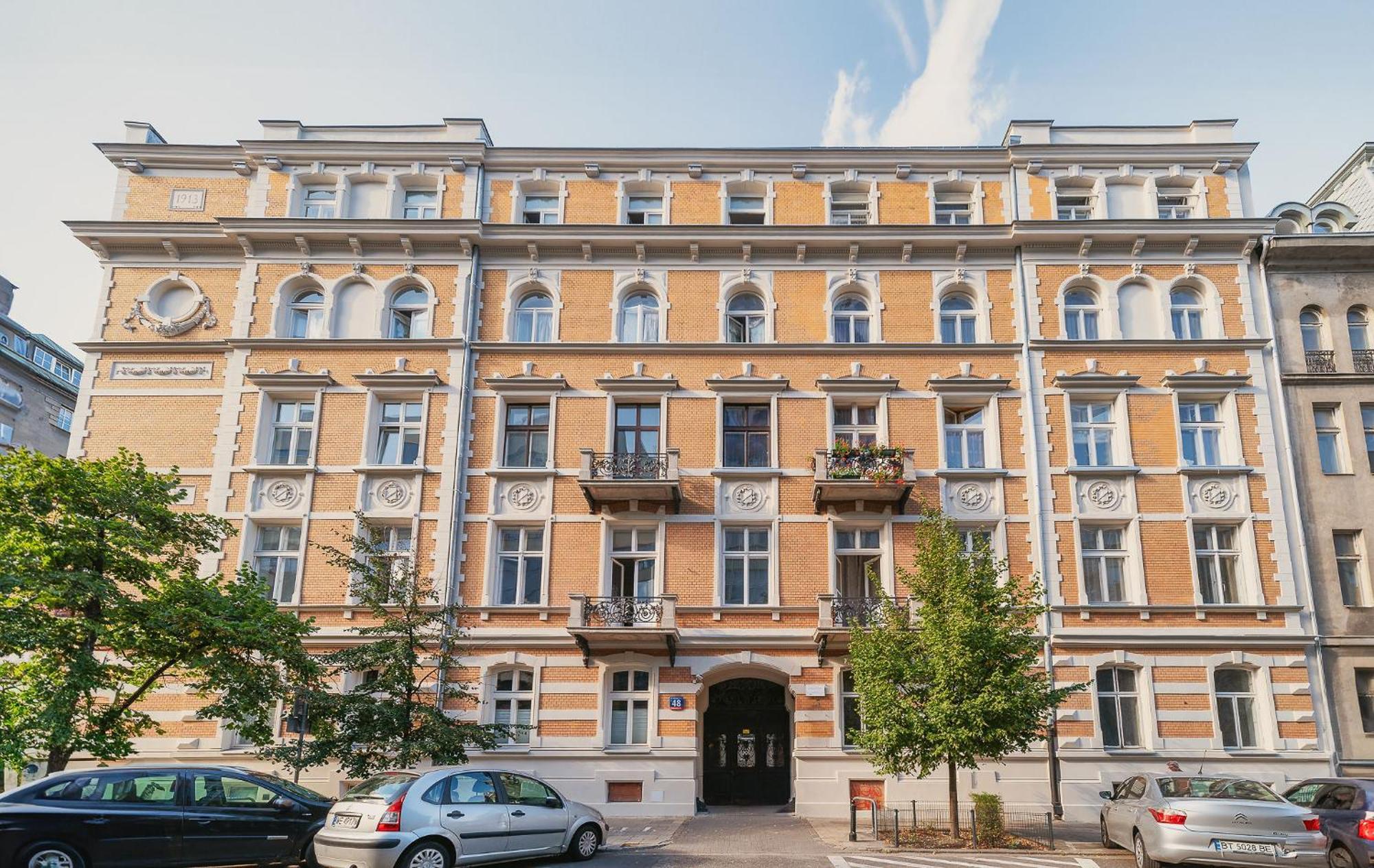 Modern Loft With Balcony Next To Mariott -600mbps Wifi Apartment Warsaw