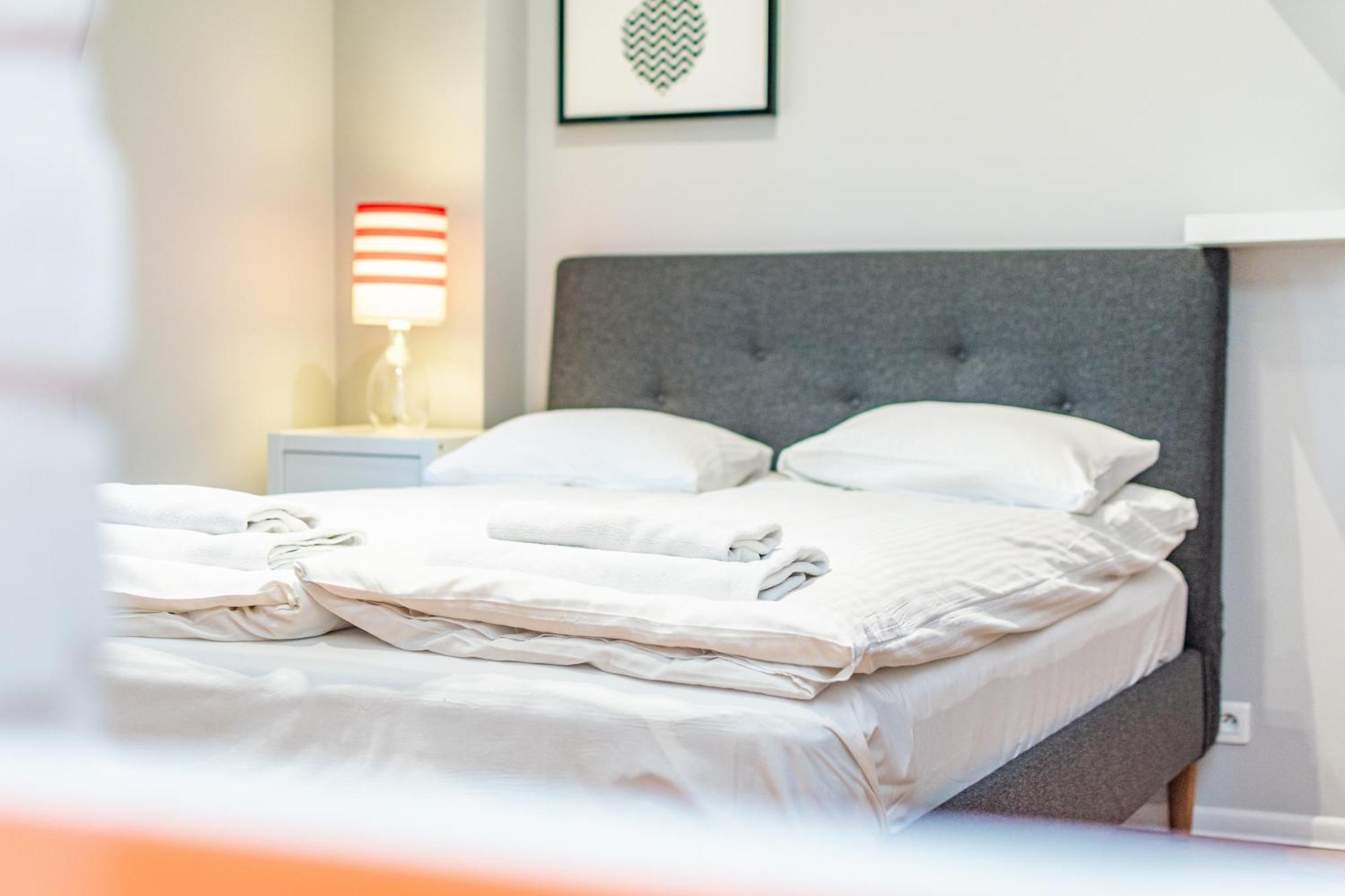 One By Your Freedom Apartment