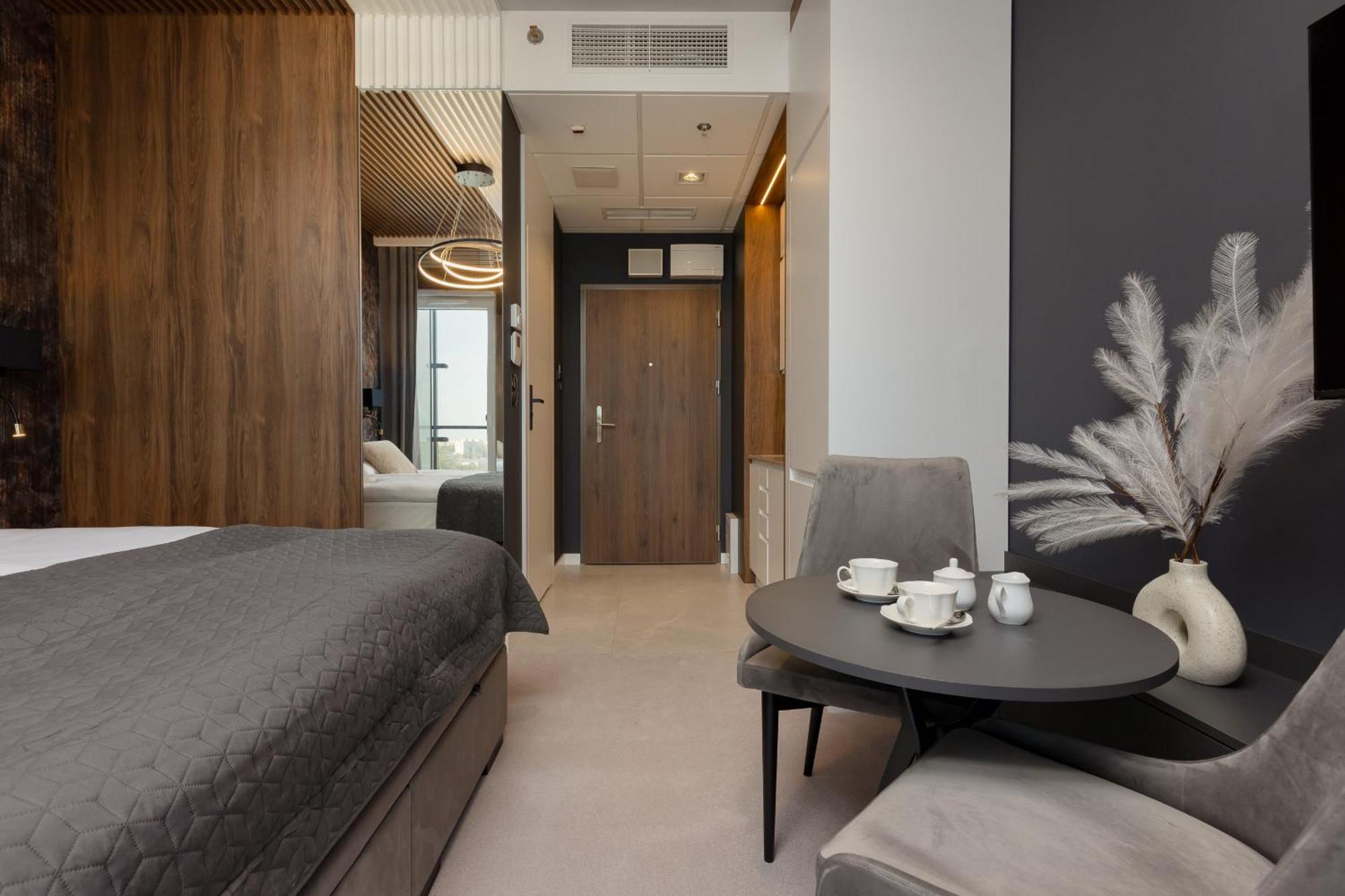 Exceptional Business By Renters Warszawa