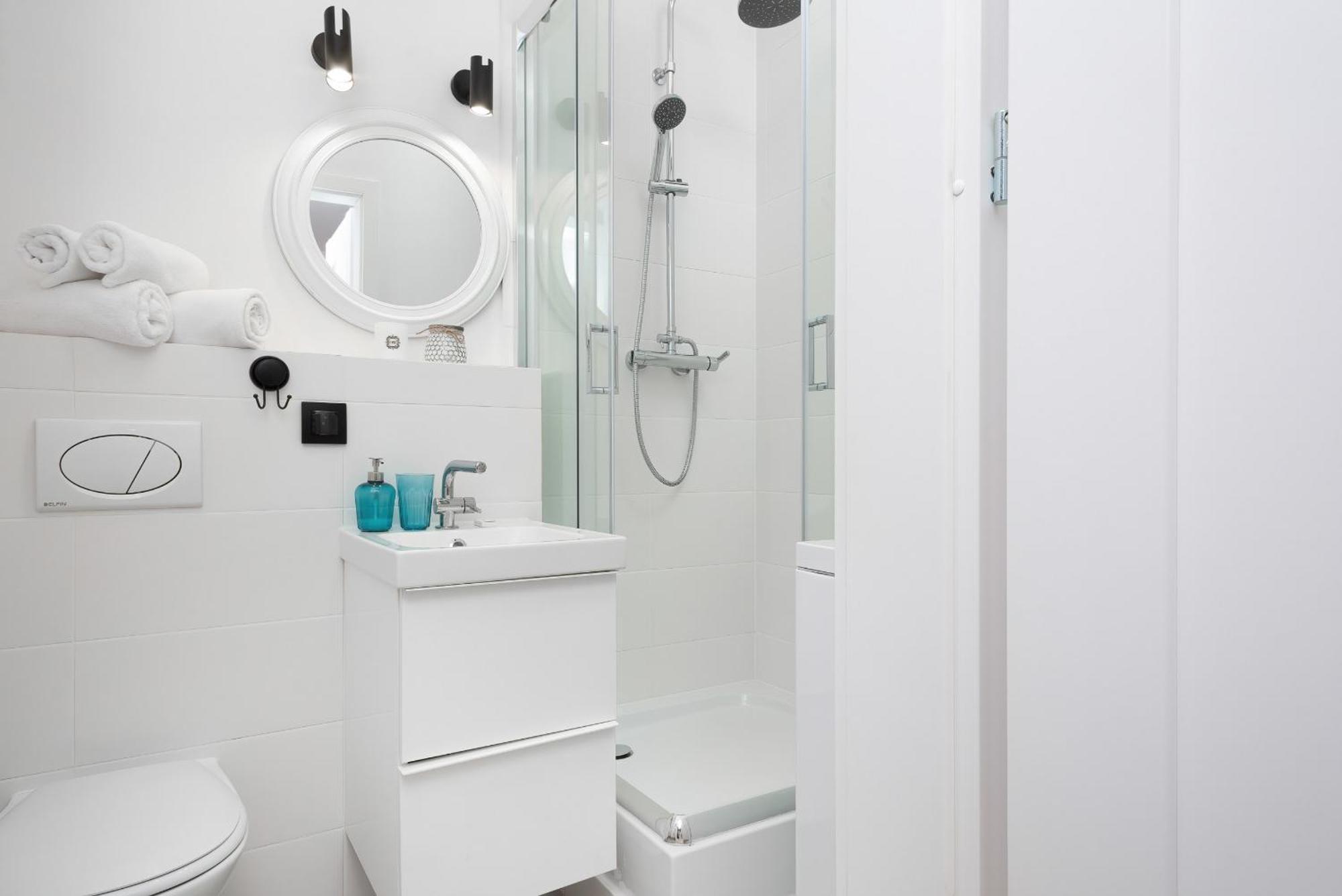 Stepinska Royal 2 Bedroom Apartment Warsaw