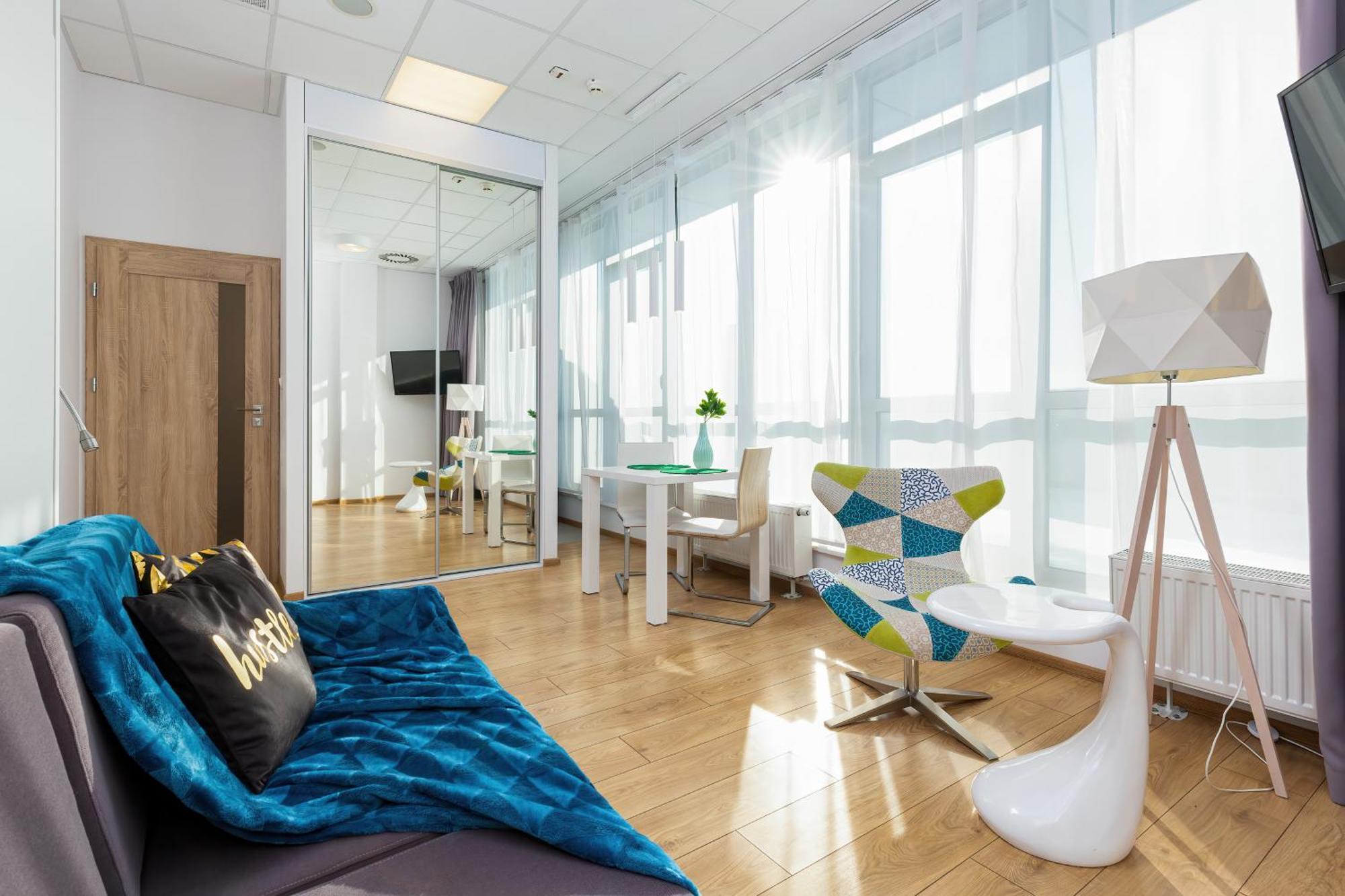 Apartment By Renters *