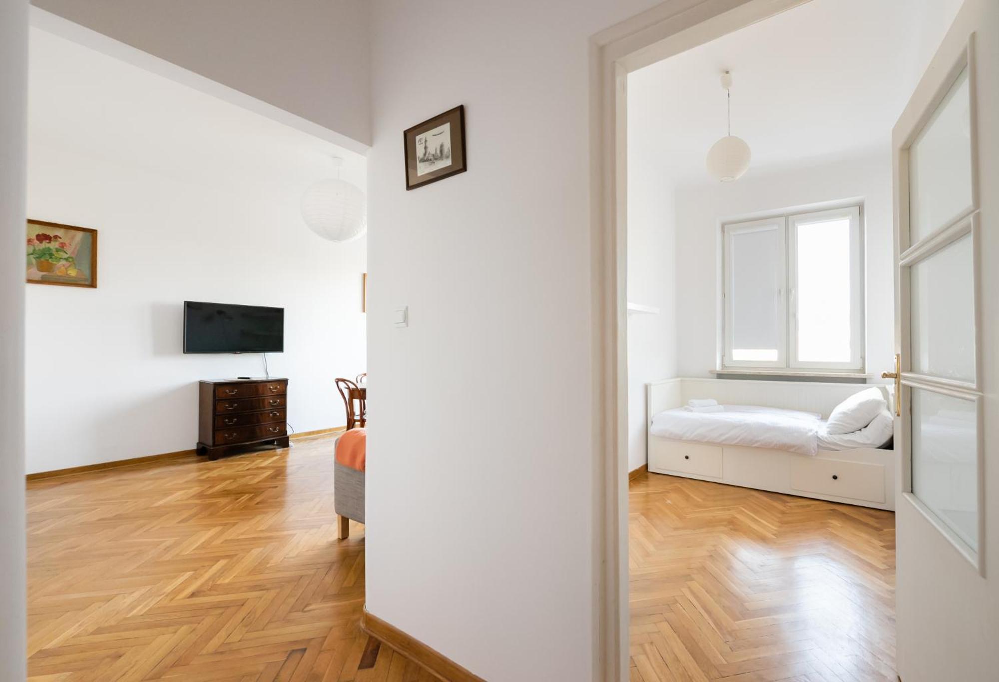 Plac Wilsona 2-bedroom Căn hộ *