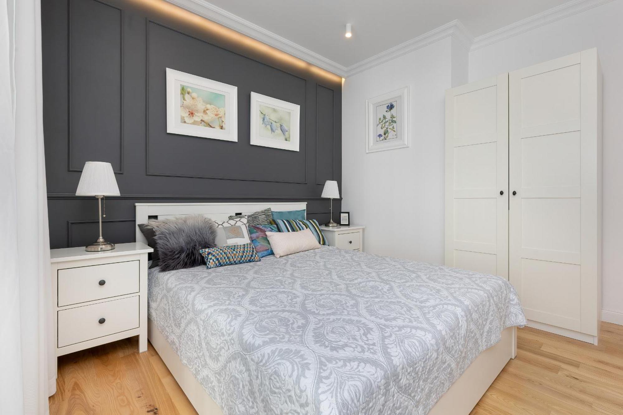 Metro Plocka Exquisite By Renters Warsaw