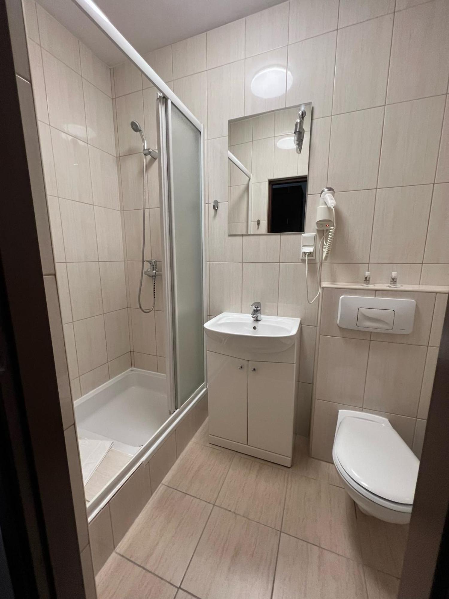 Centrum Konferencyjno-Apartamentowe Mrówka 3* Varsóvia