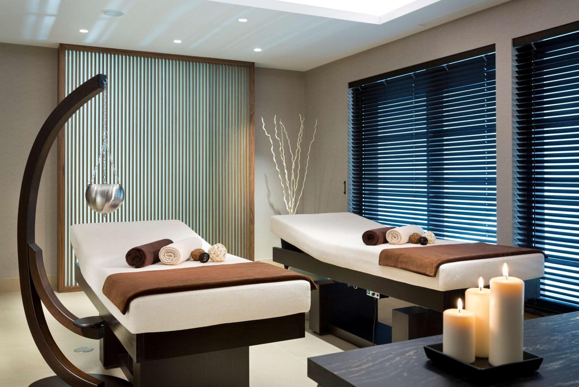 Doubletree By Hilton & Conference Centre Hotel 4*